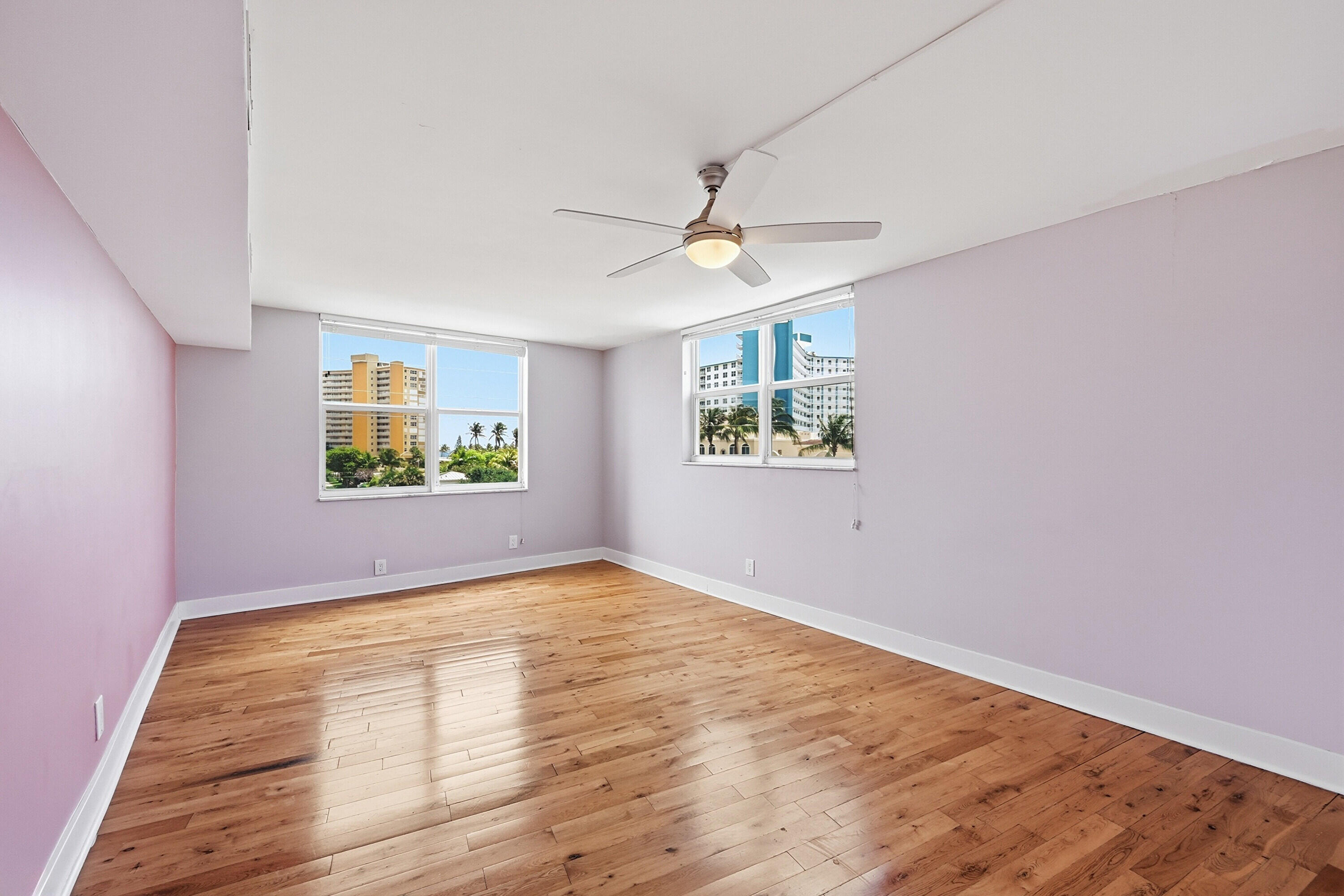 401 N Riverside Drive 408