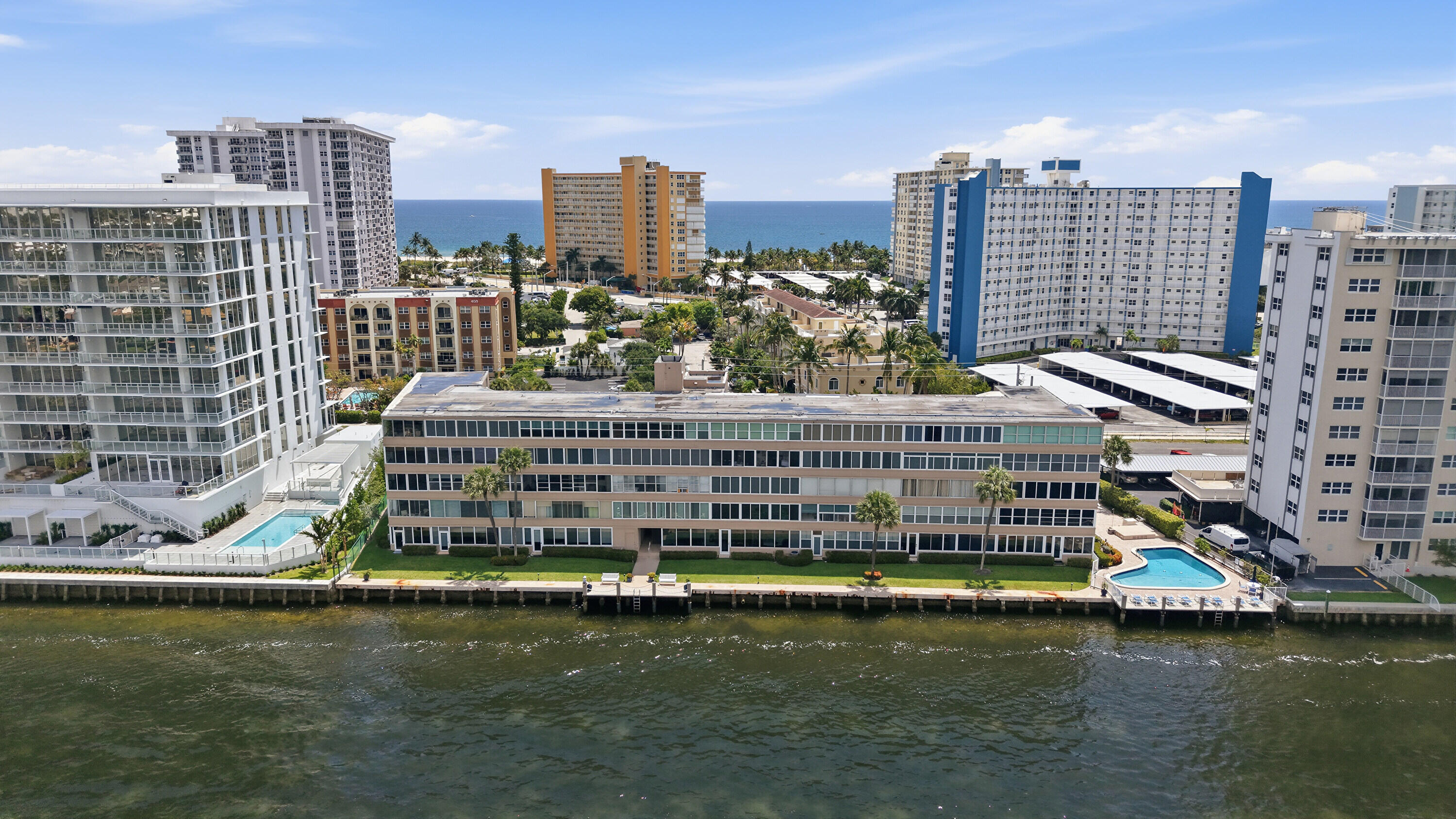 401 N Riverside Drive 408