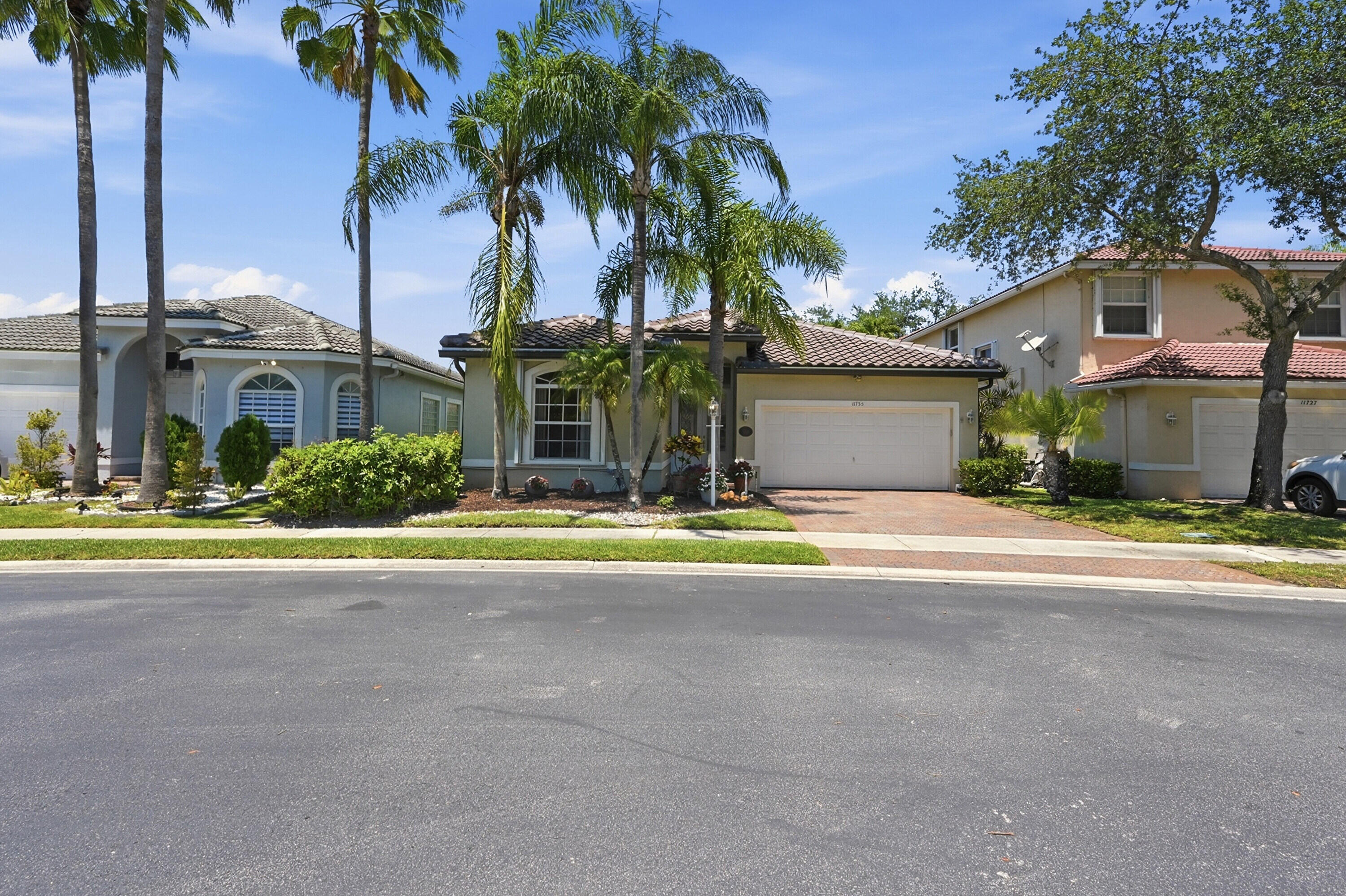 11735 NW 48th Street