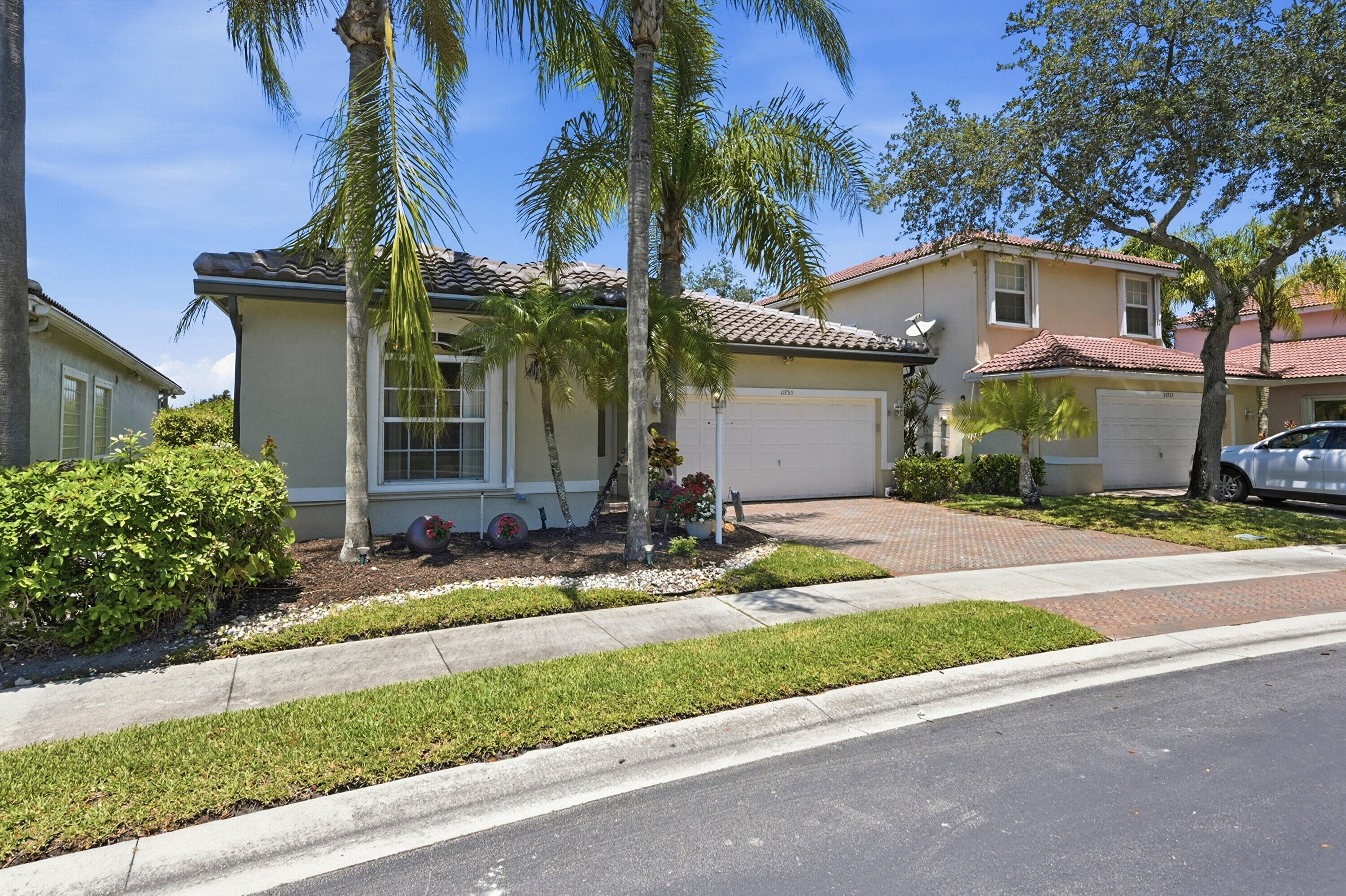 11735 NW 48th Street