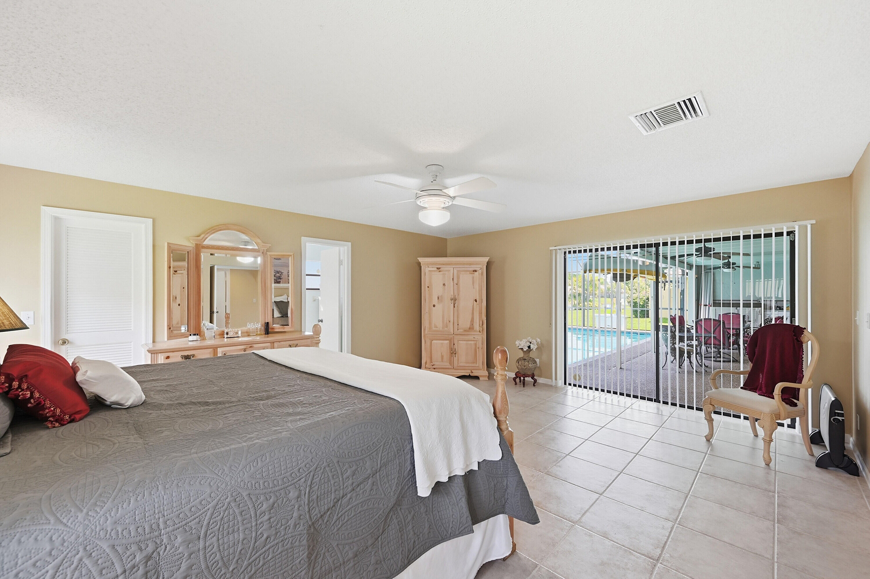1042 NW 110th Lane