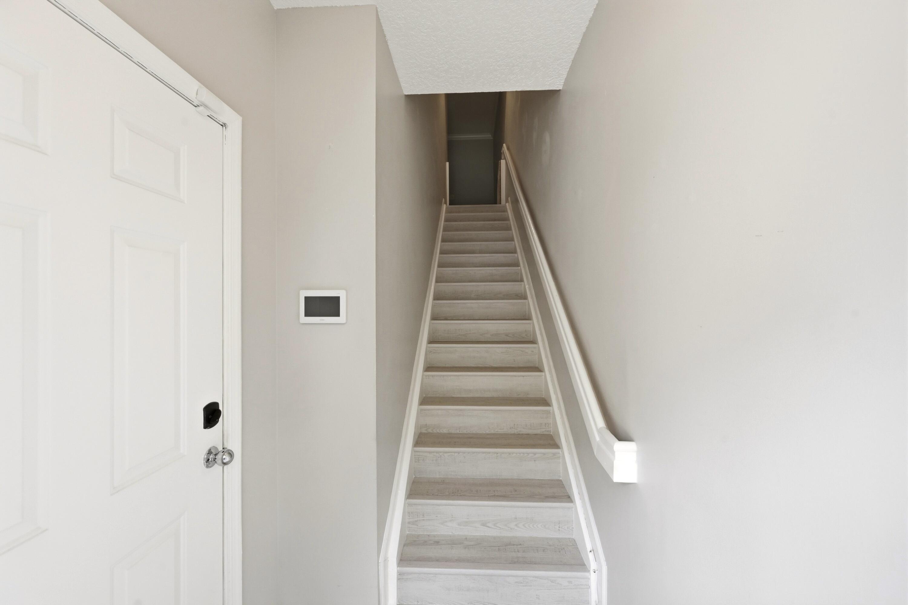 5820 W Sample Road 206
