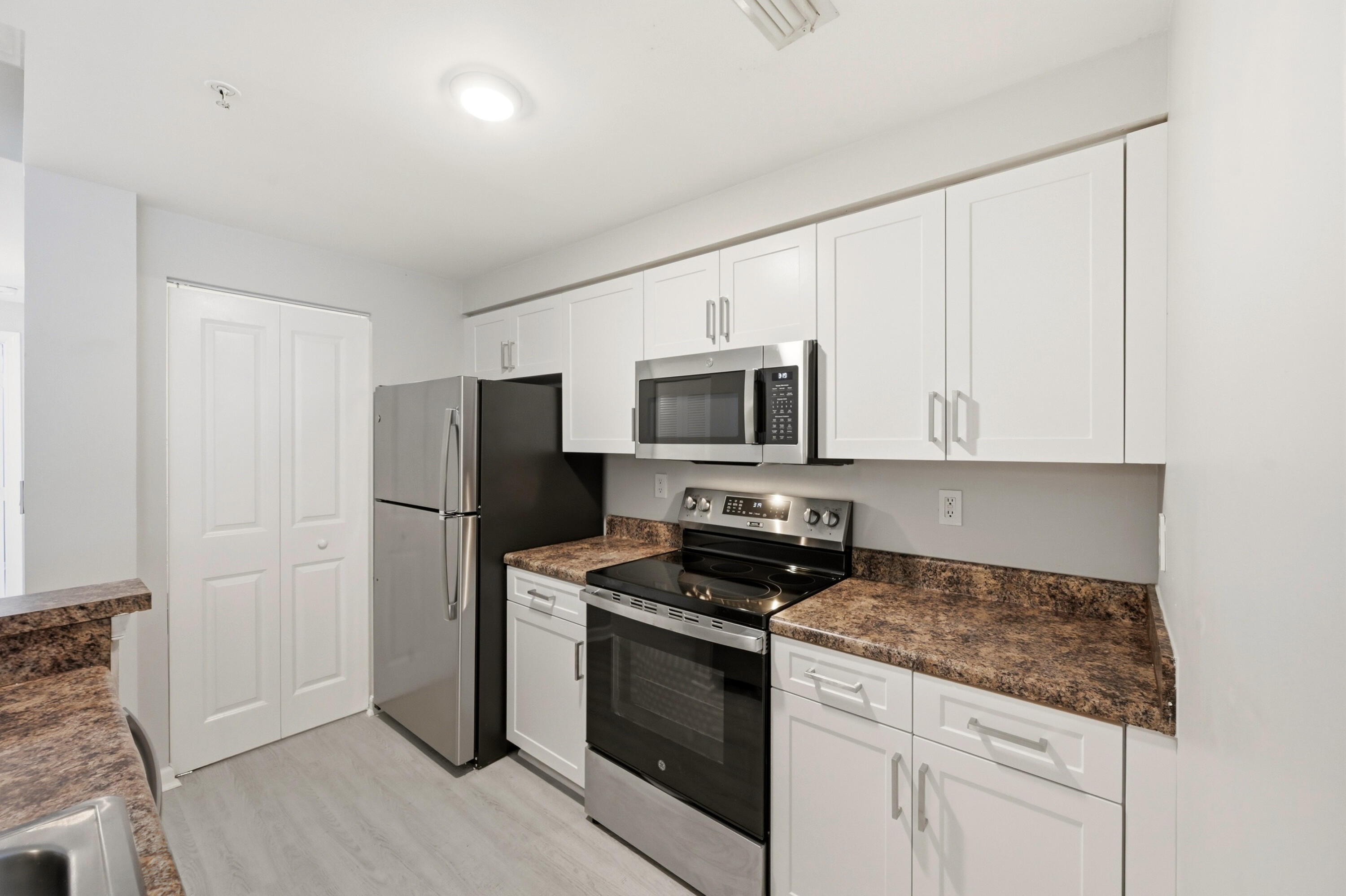 5820 W Sample Road 206