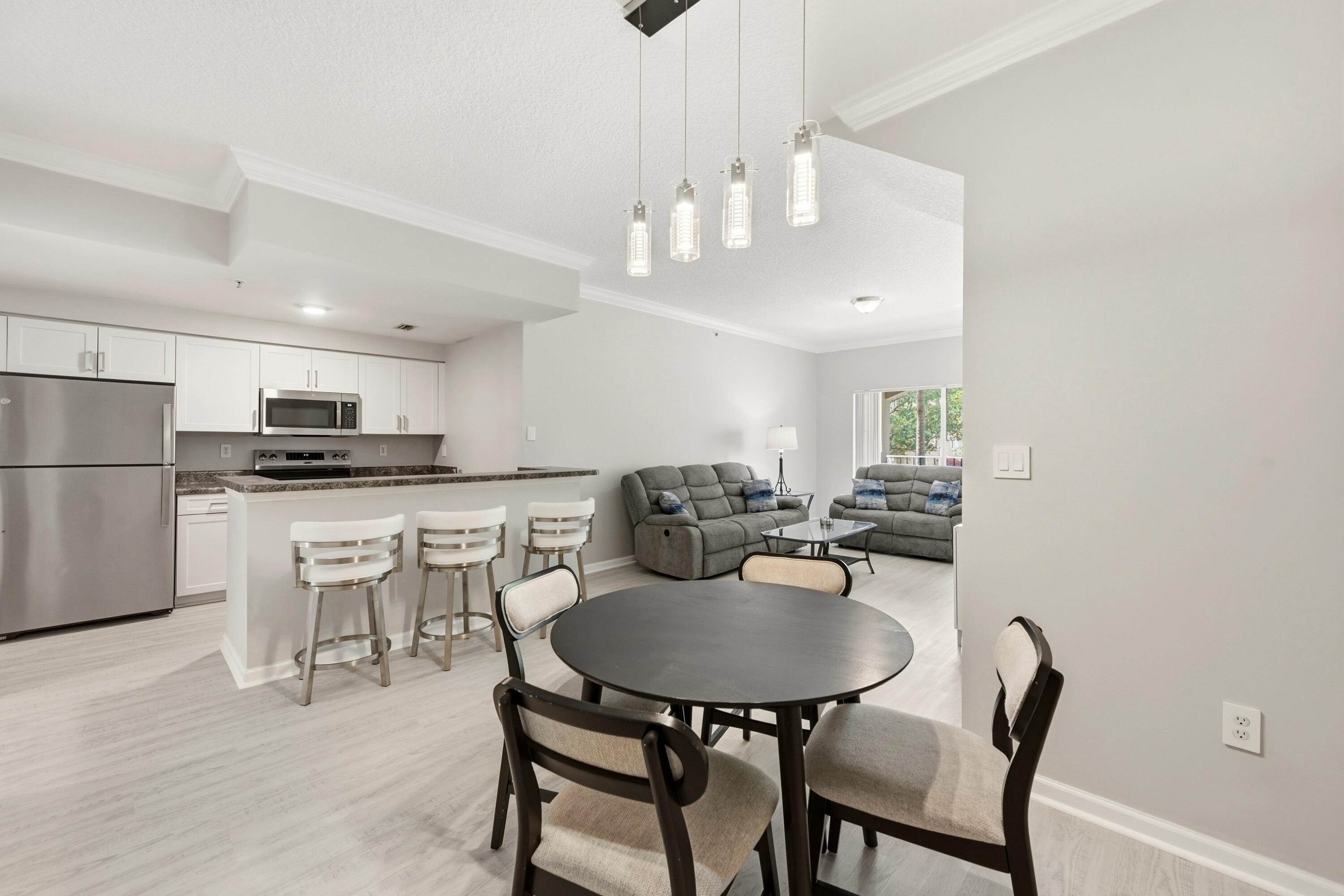 5820 W Sample Road 206