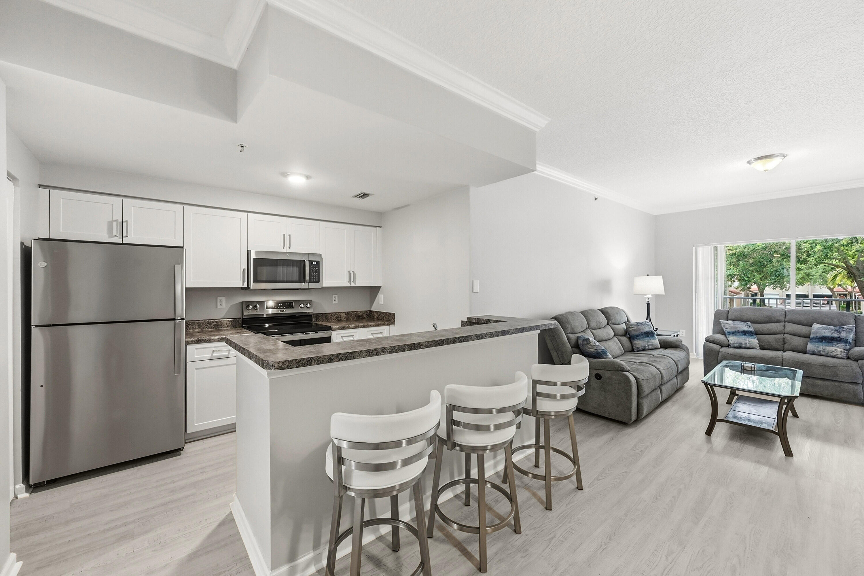 5820 W Sample Road 206