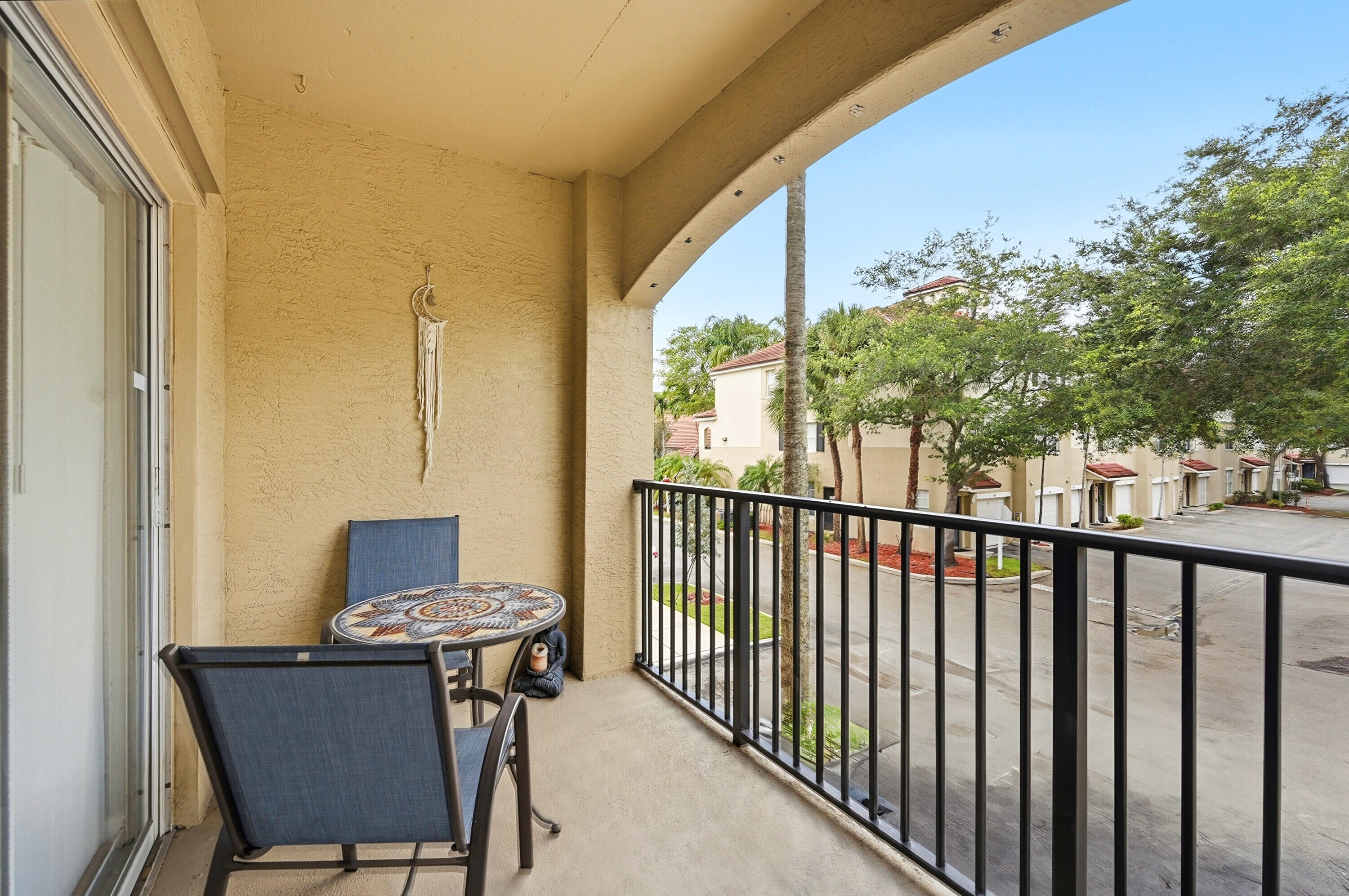 5820 W Sample Road 206