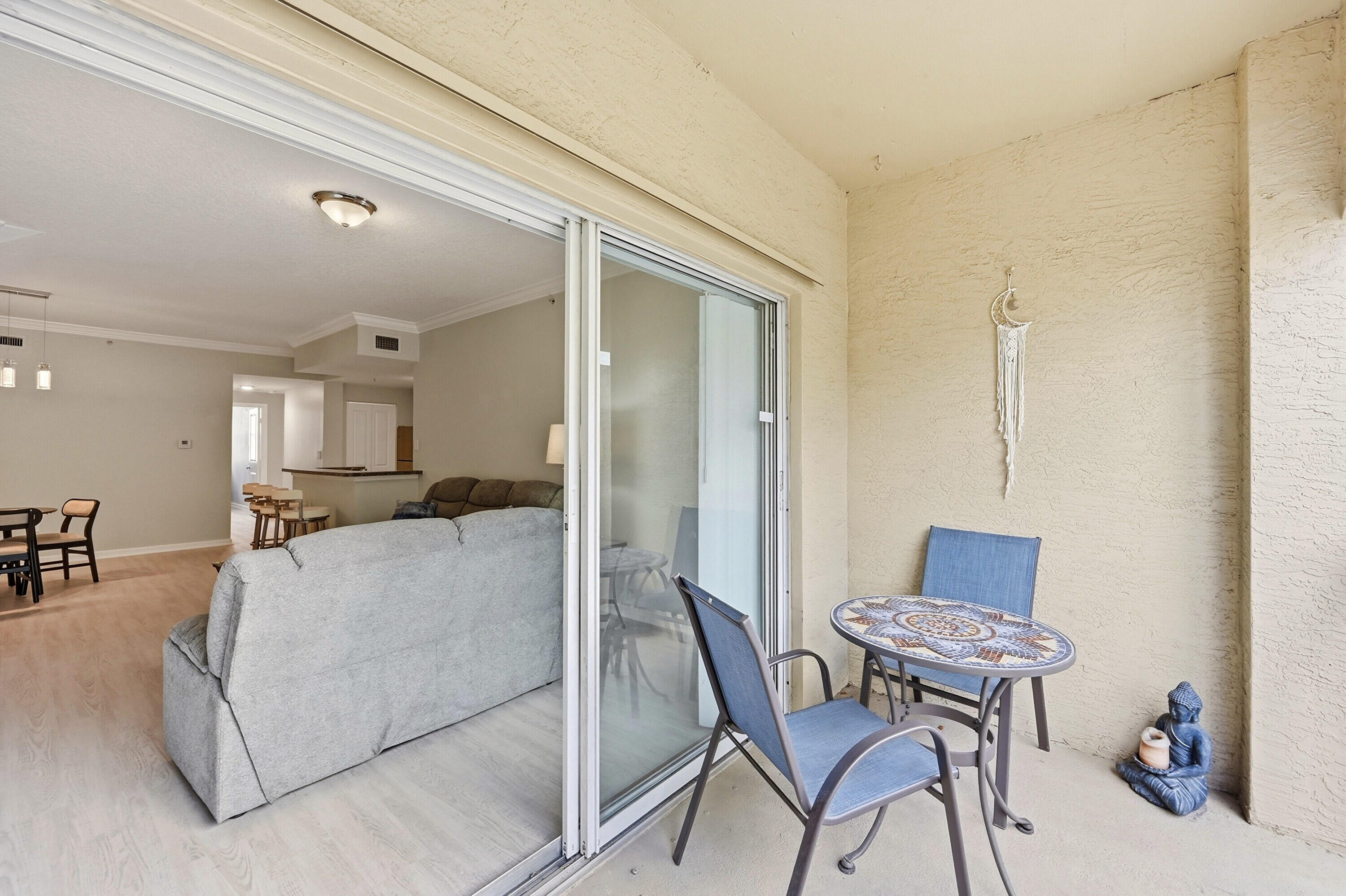5820 W Sample Road 206