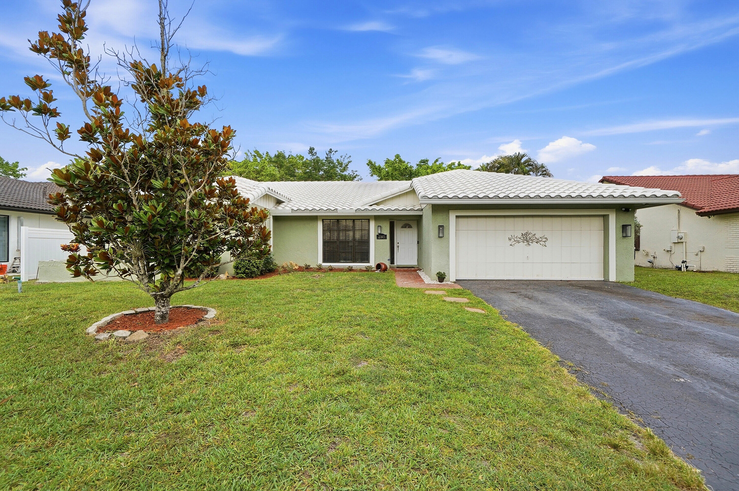 2145 NW 85th Lane