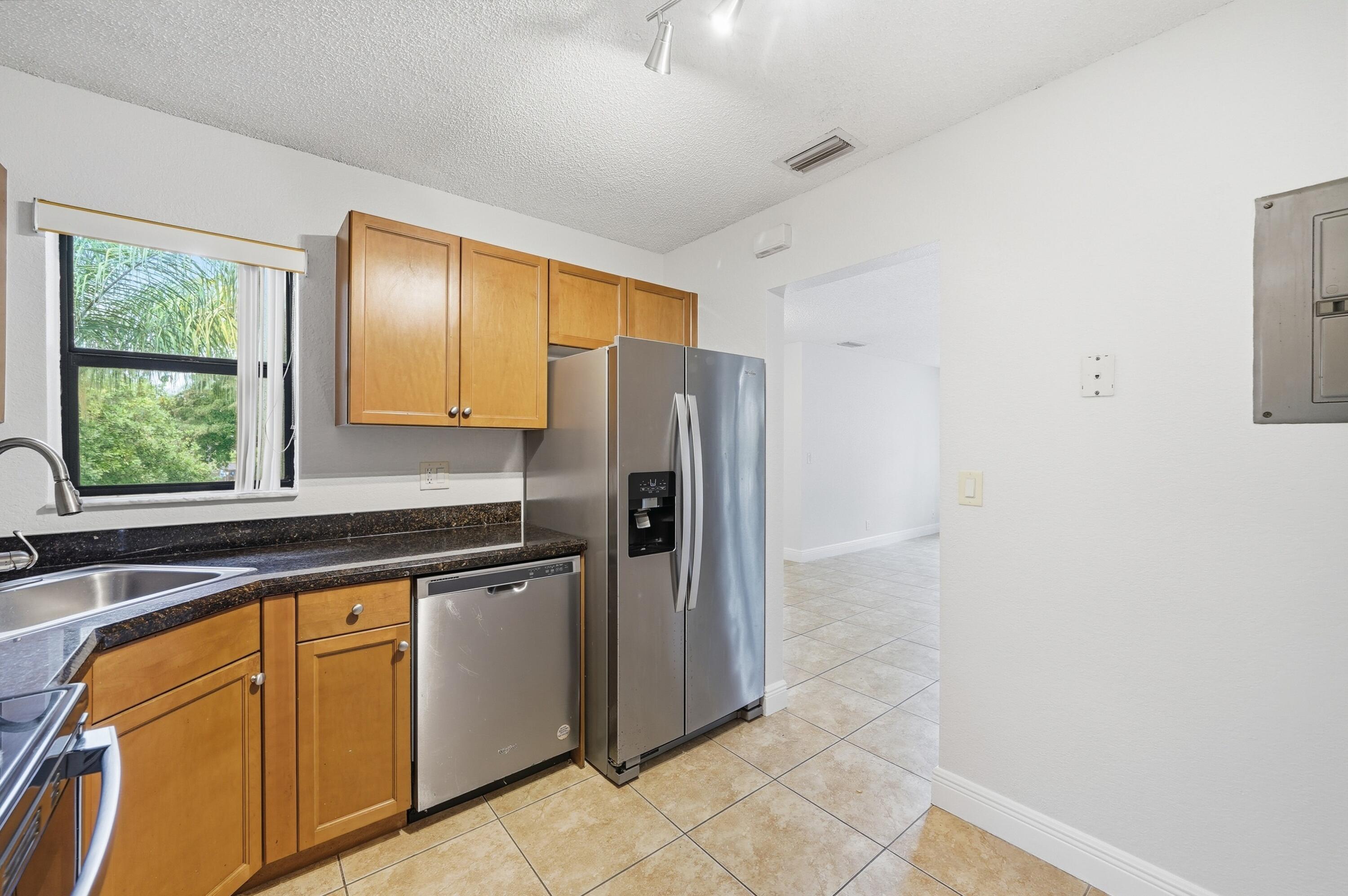 2486 NW 49th Terrace 762