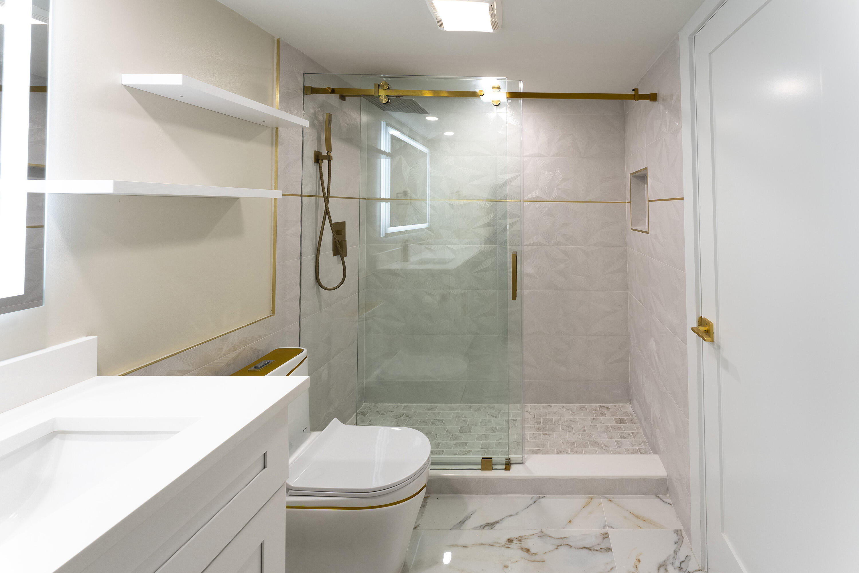2005 Granada Drive B3