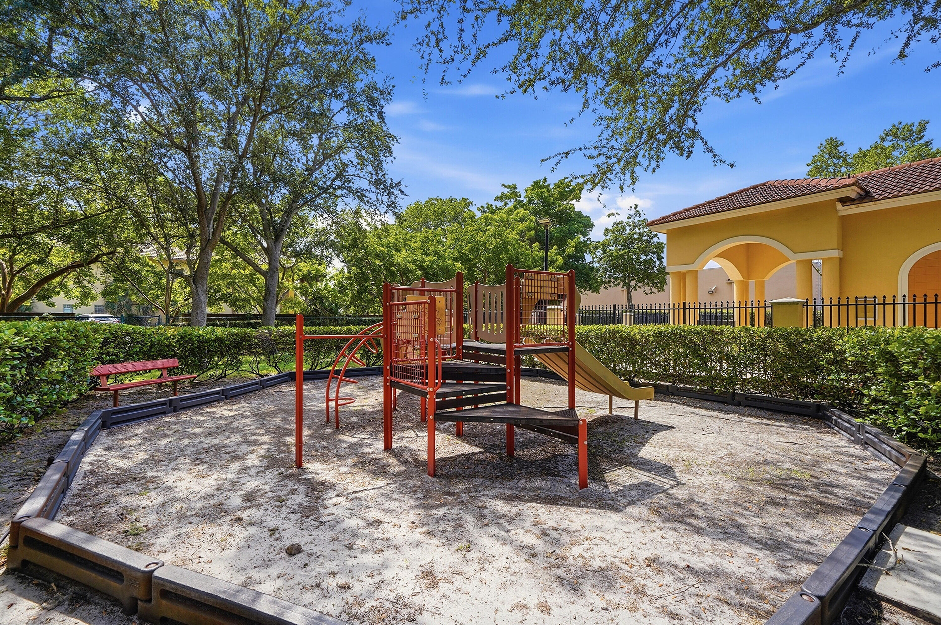 6532 Catalina Lane