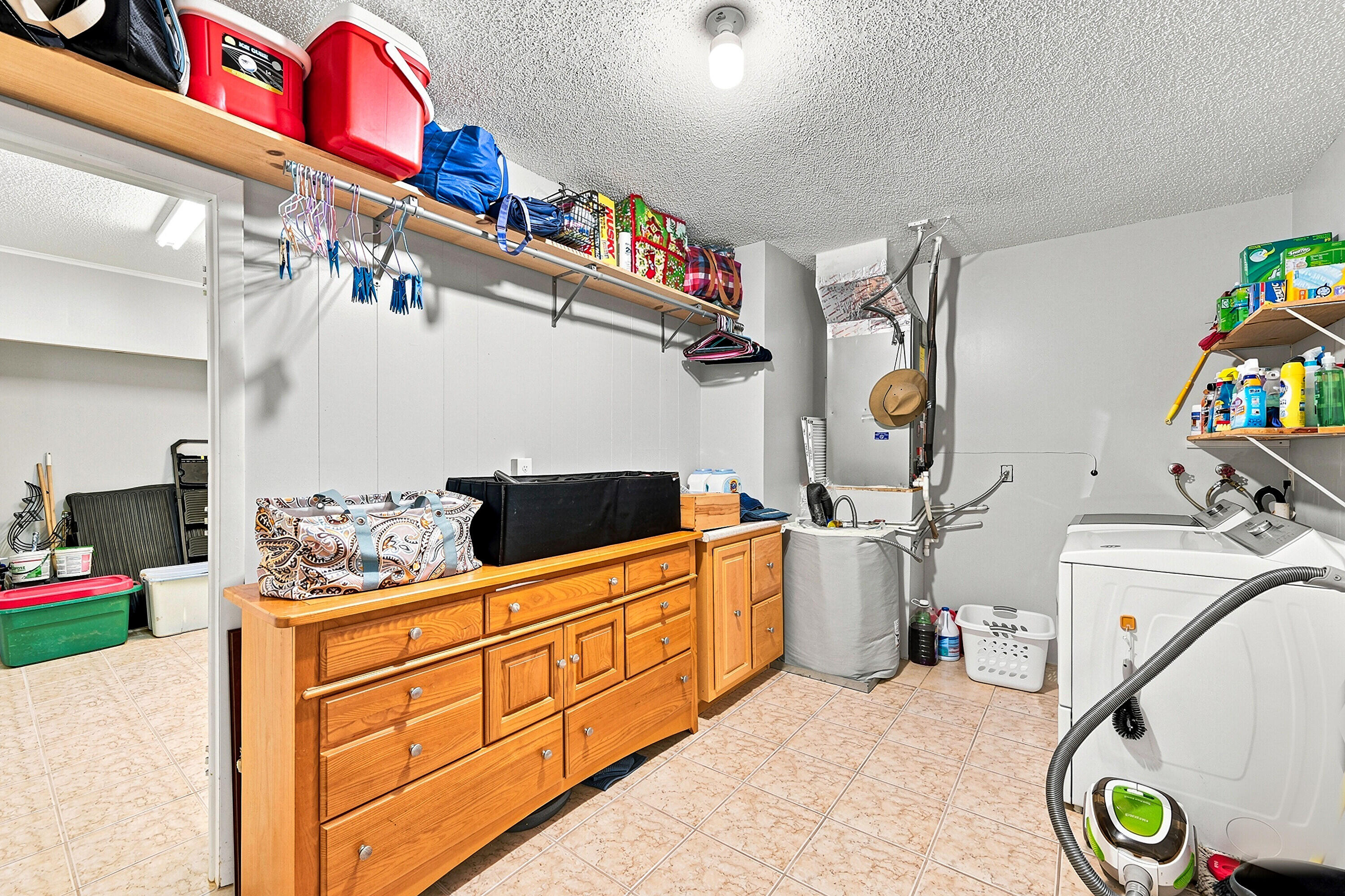 8960 NW 12TH Place