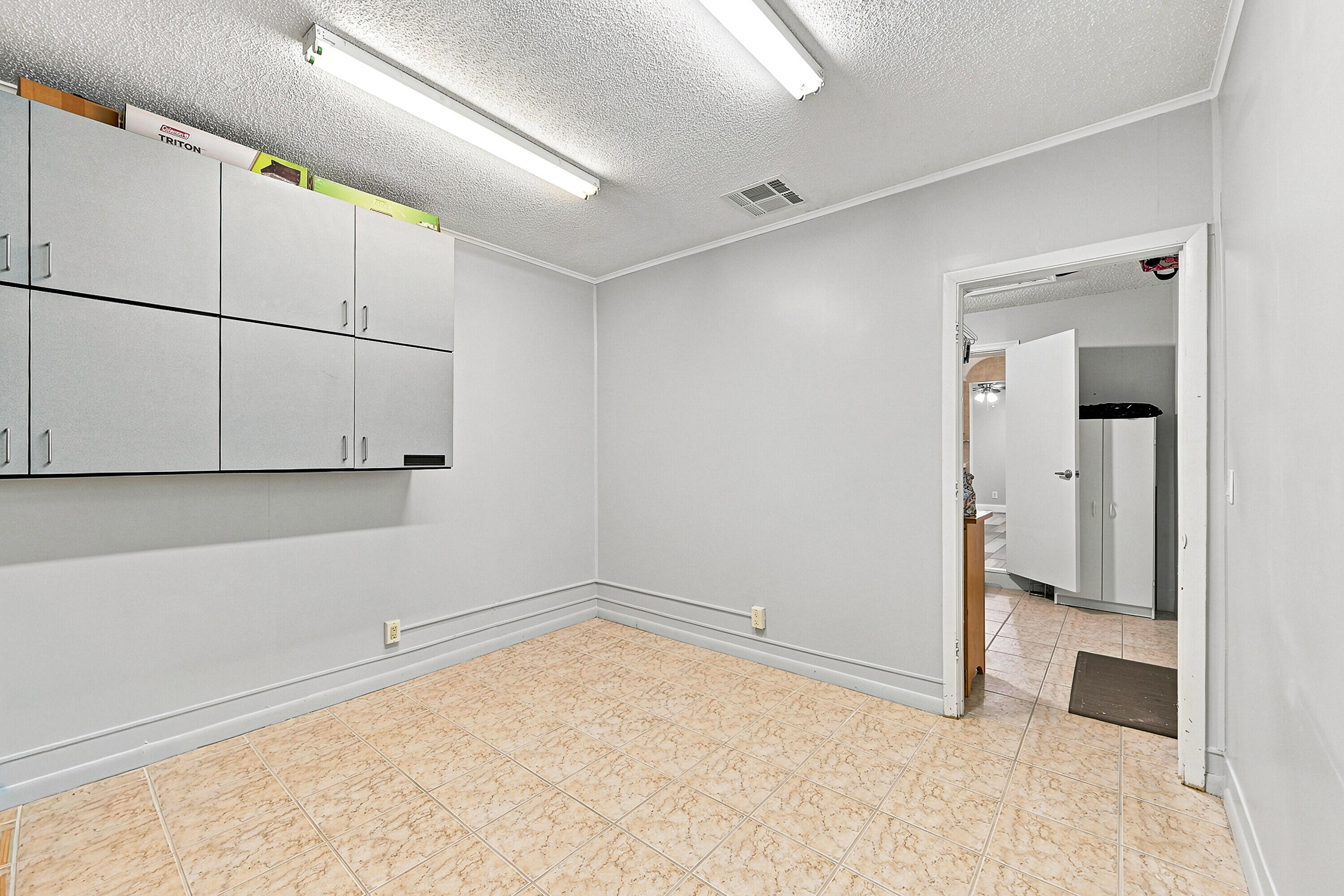 8960 NW 12TH Place