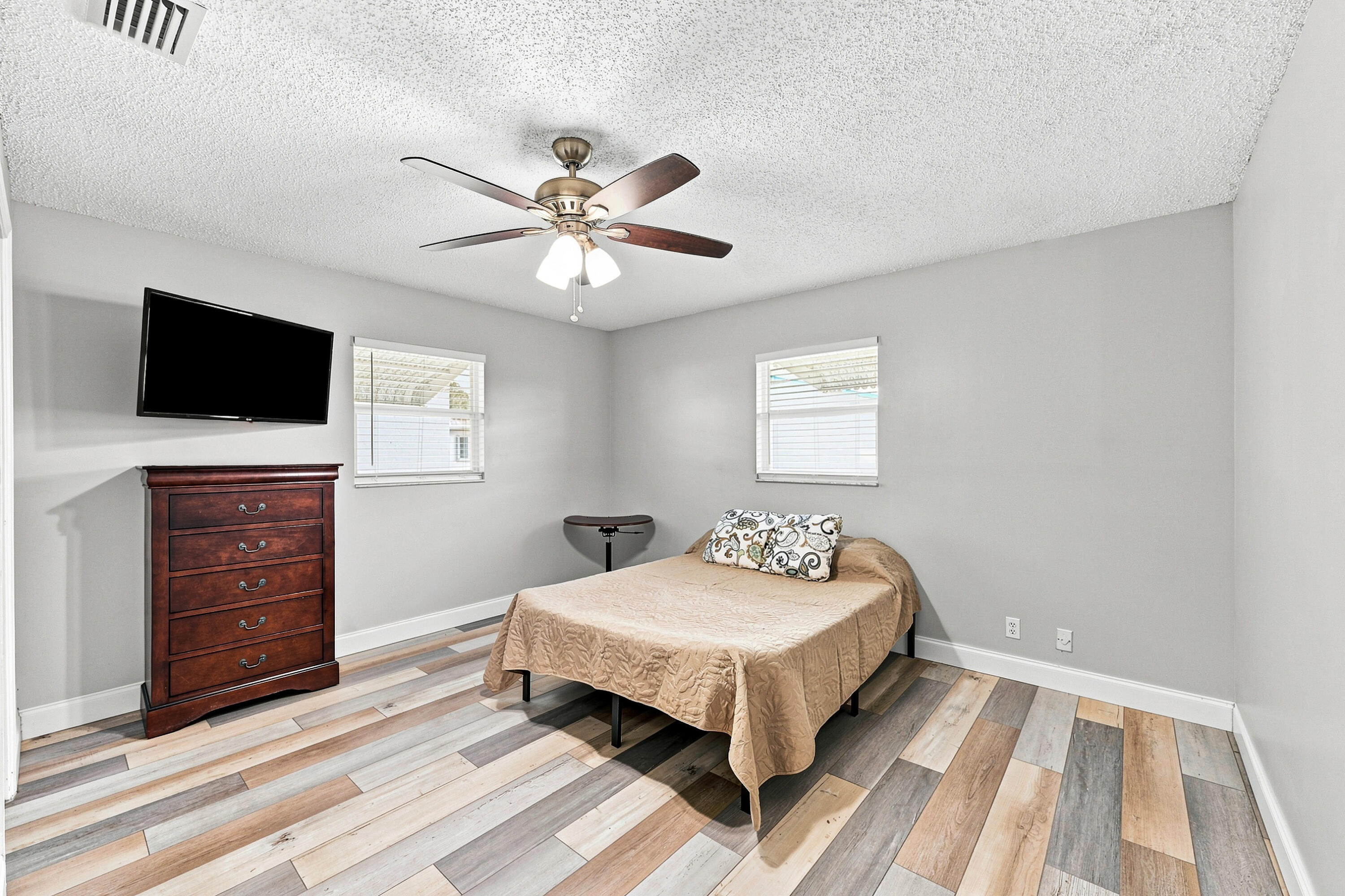 8960 NW 12TH Place