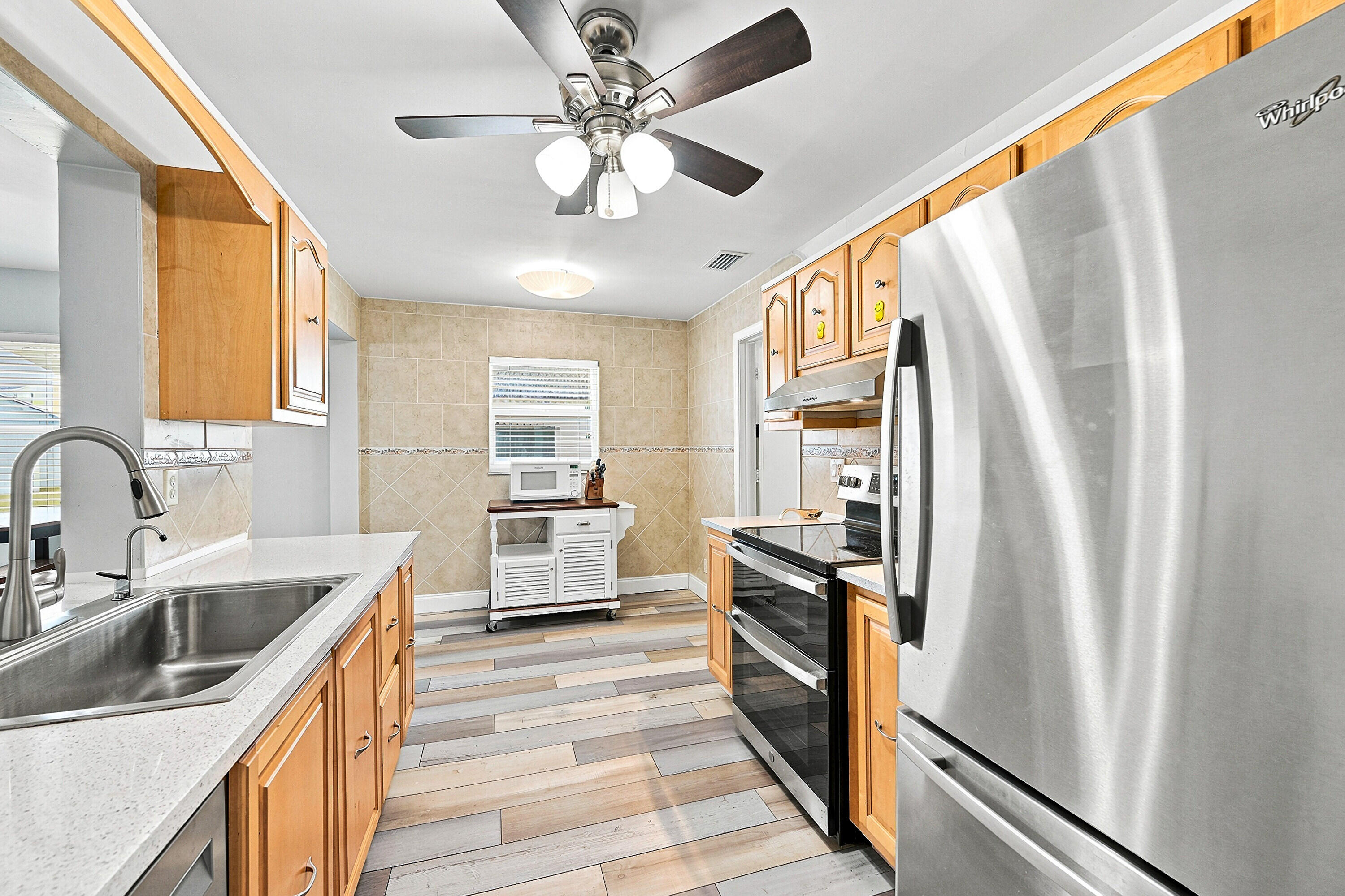 8960 NW 12TH Place