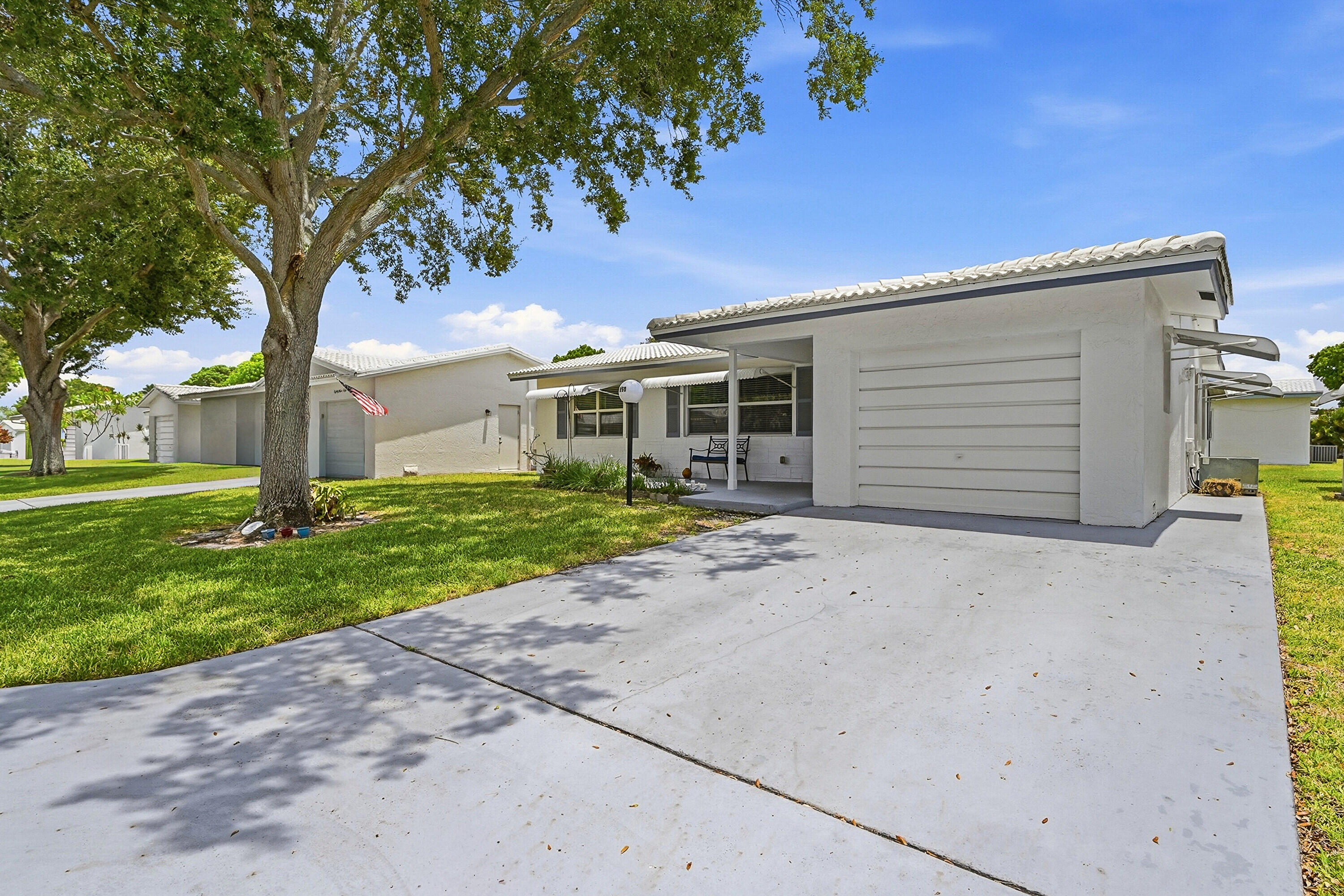 8960 NW 12TH Place