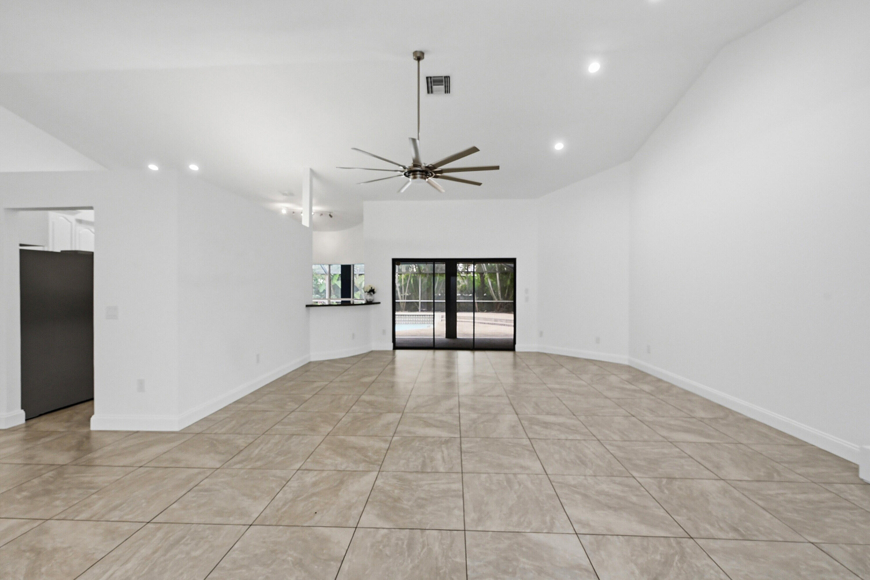 9033 NW 47th Court