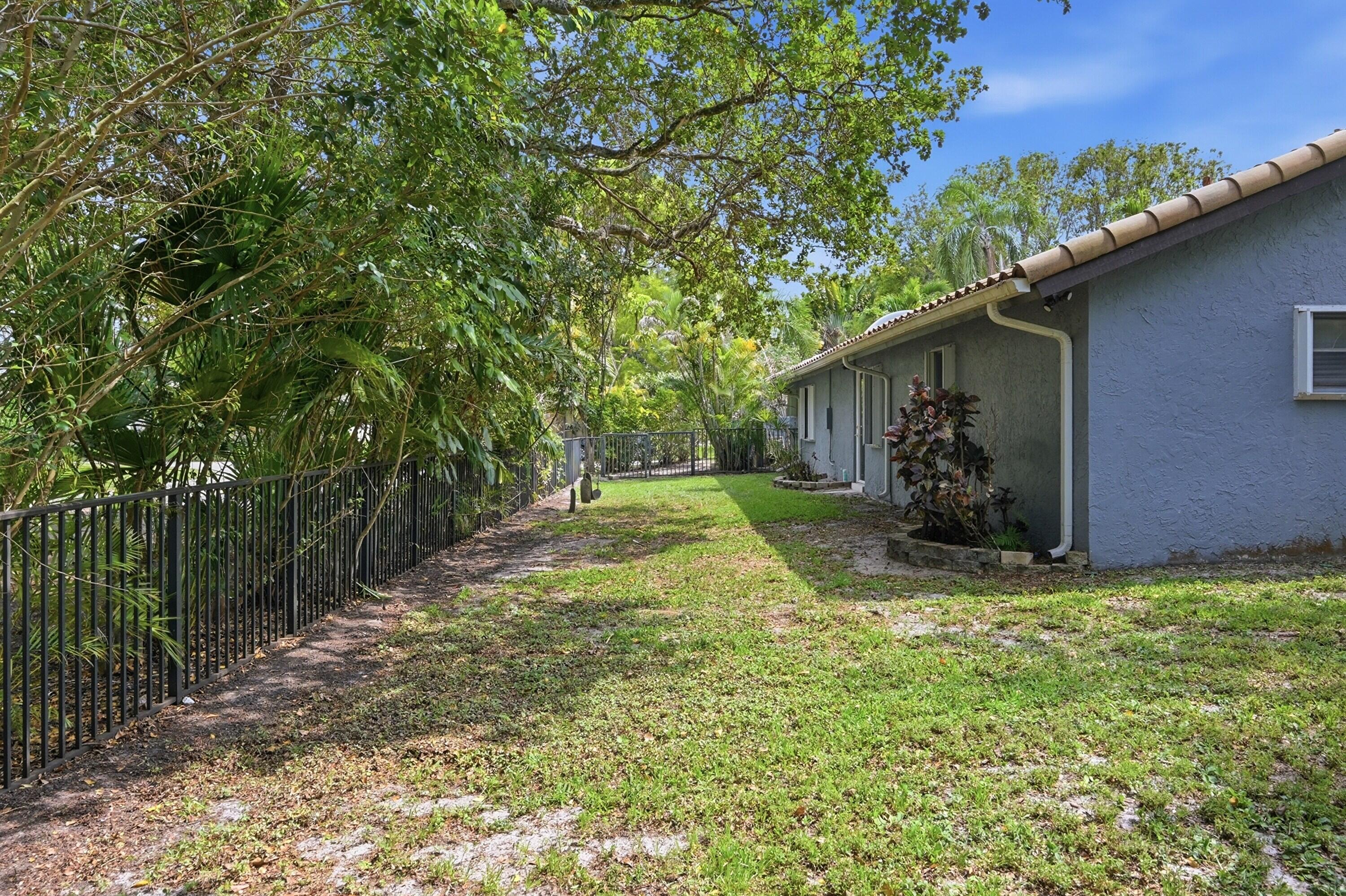 9033 NW 47th Court