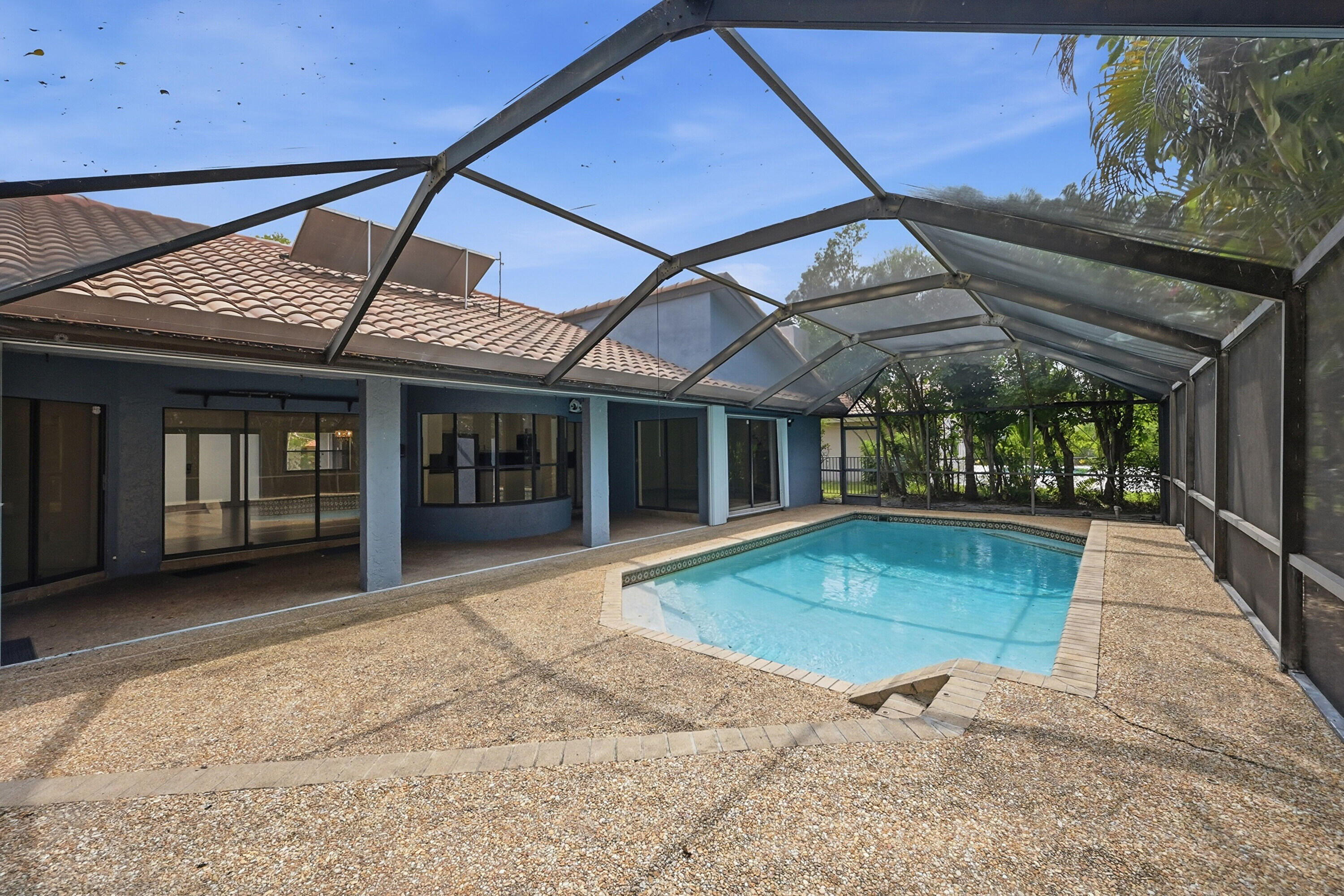 9033 NW 47th Court