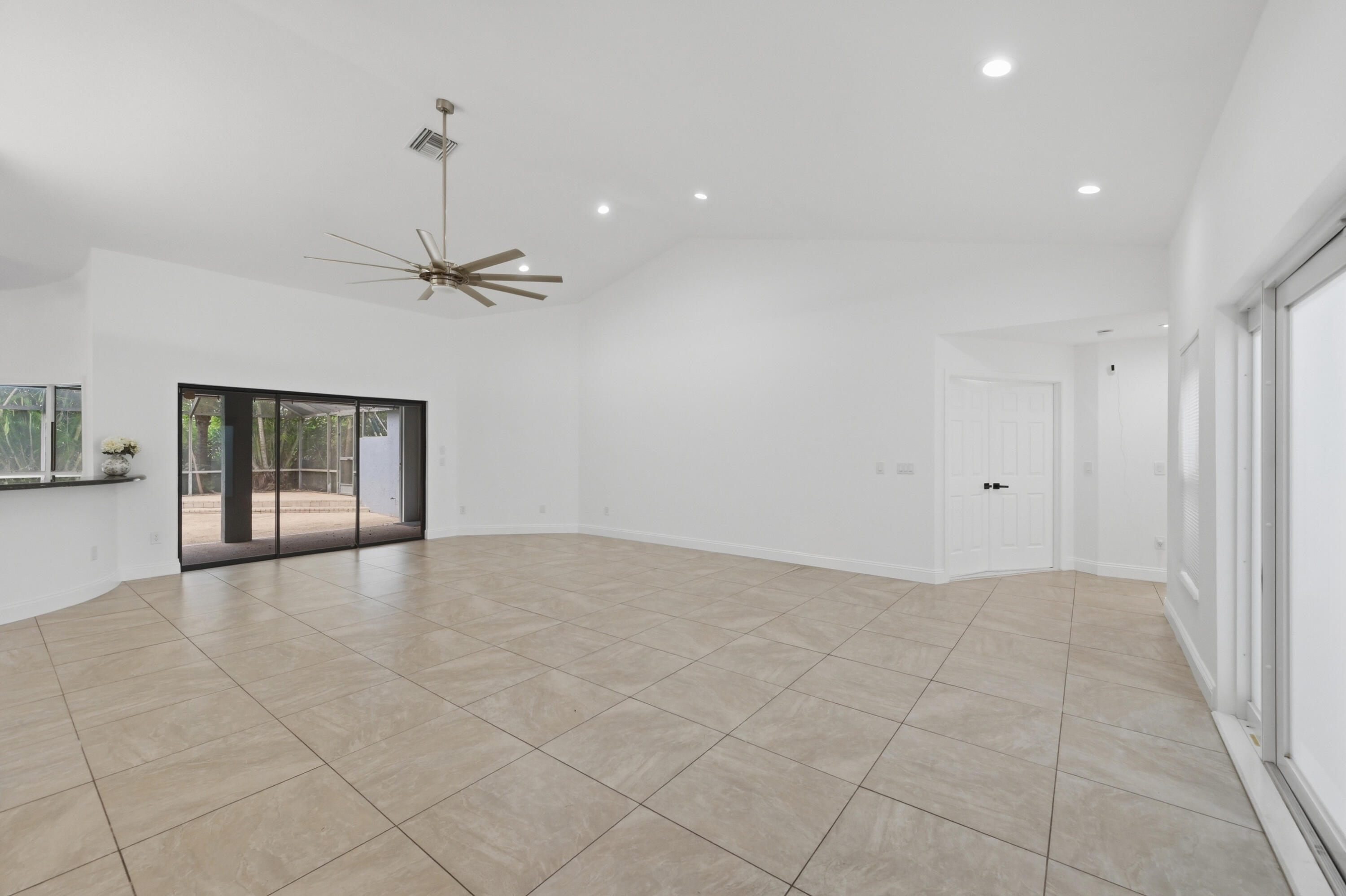 9033 NW 47th Court