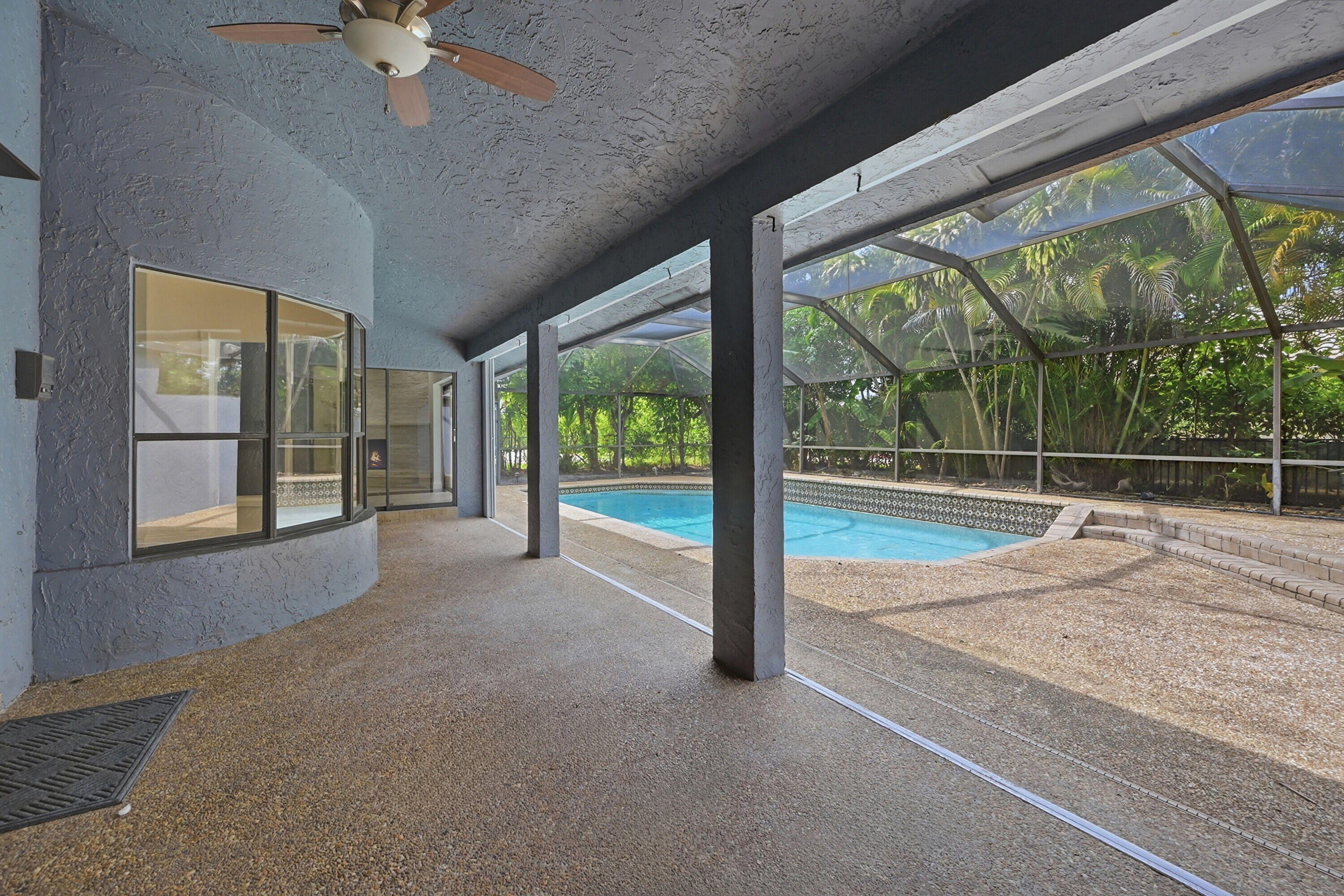 9033 NW 47th Court