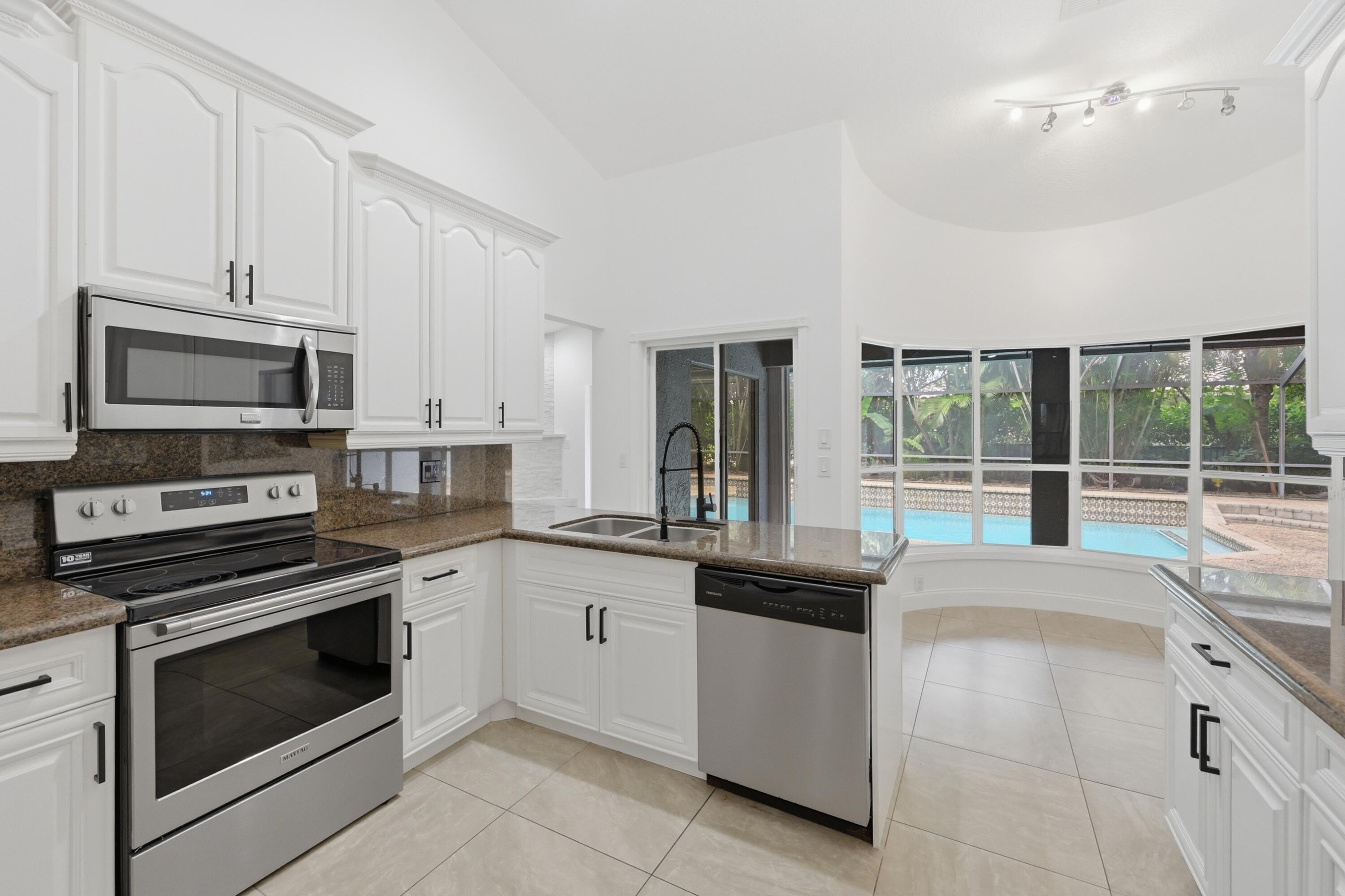 9033 NW 47th Court