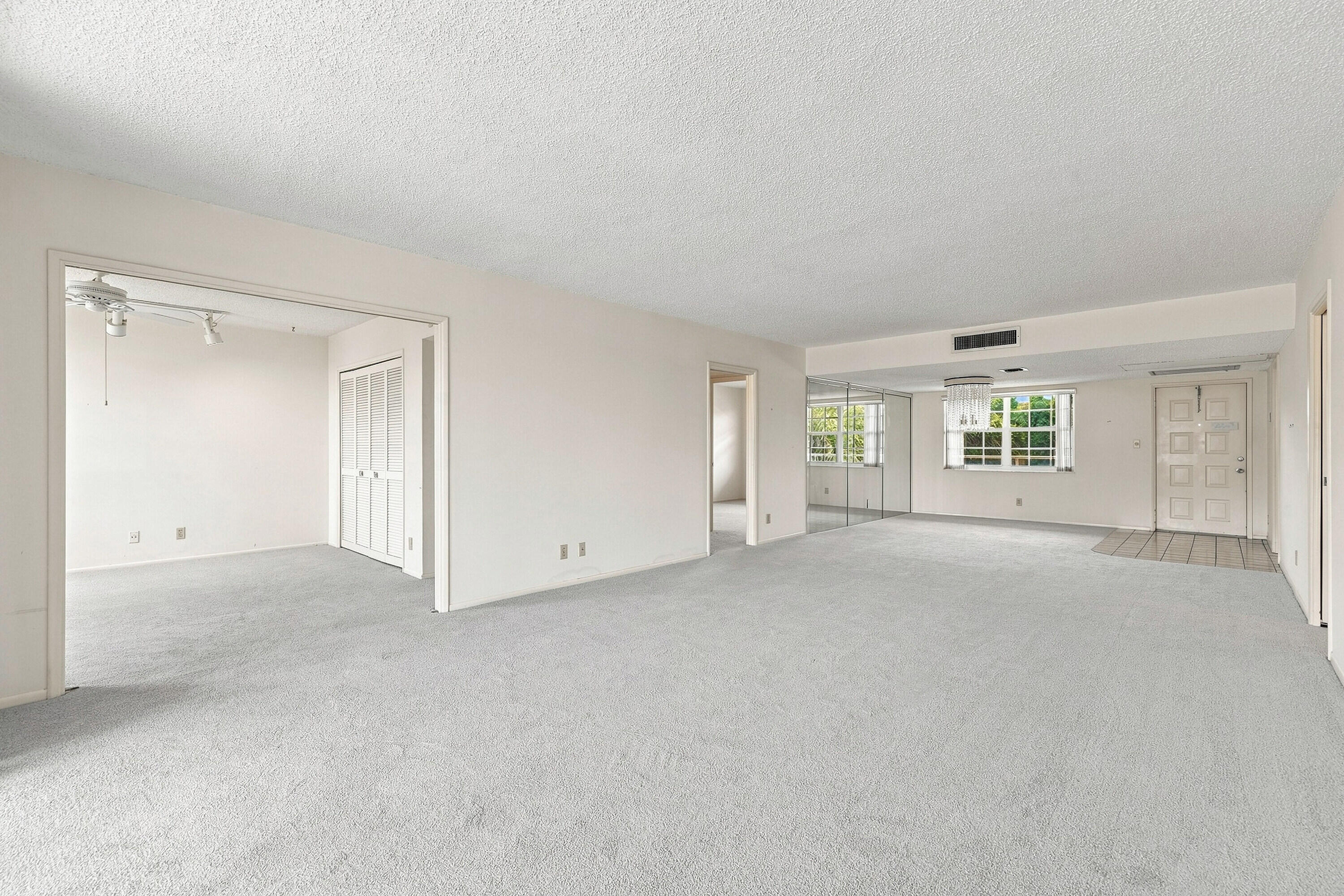 555 Oaks Lane 303