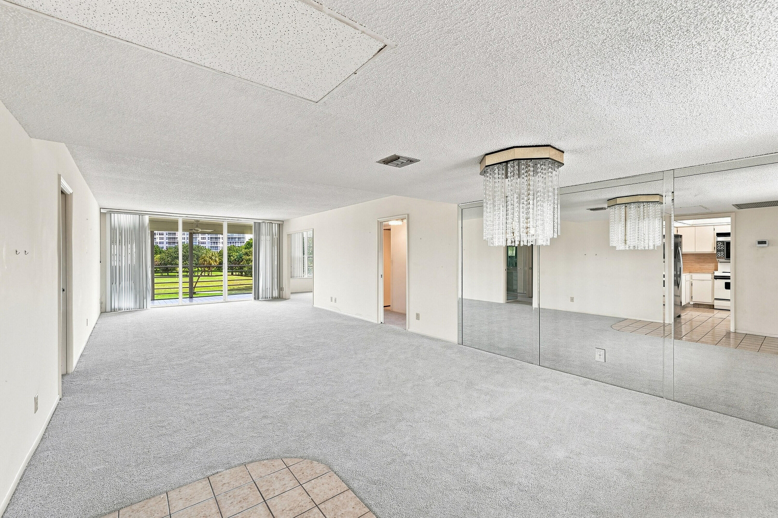 555 Oaks Lane 303