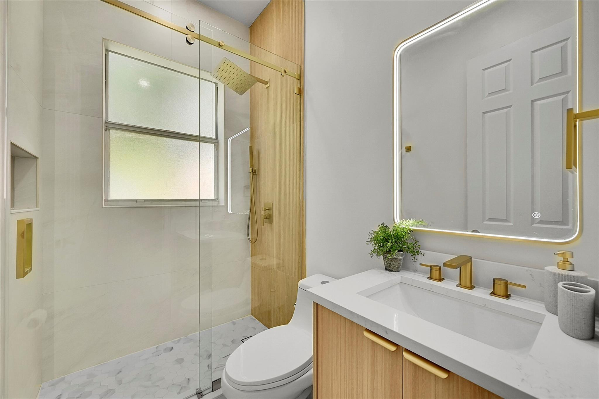 11163 NW 69TH Place