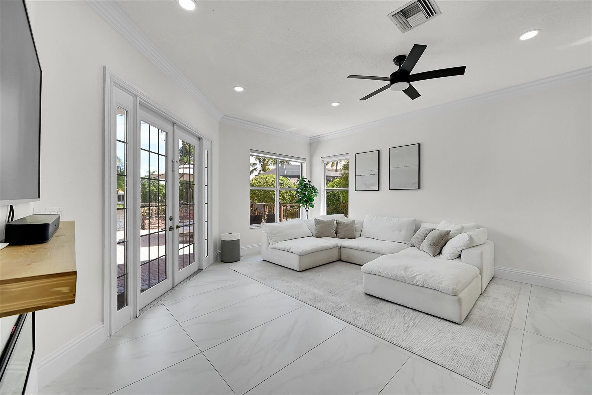 11163 NW 69TH Place