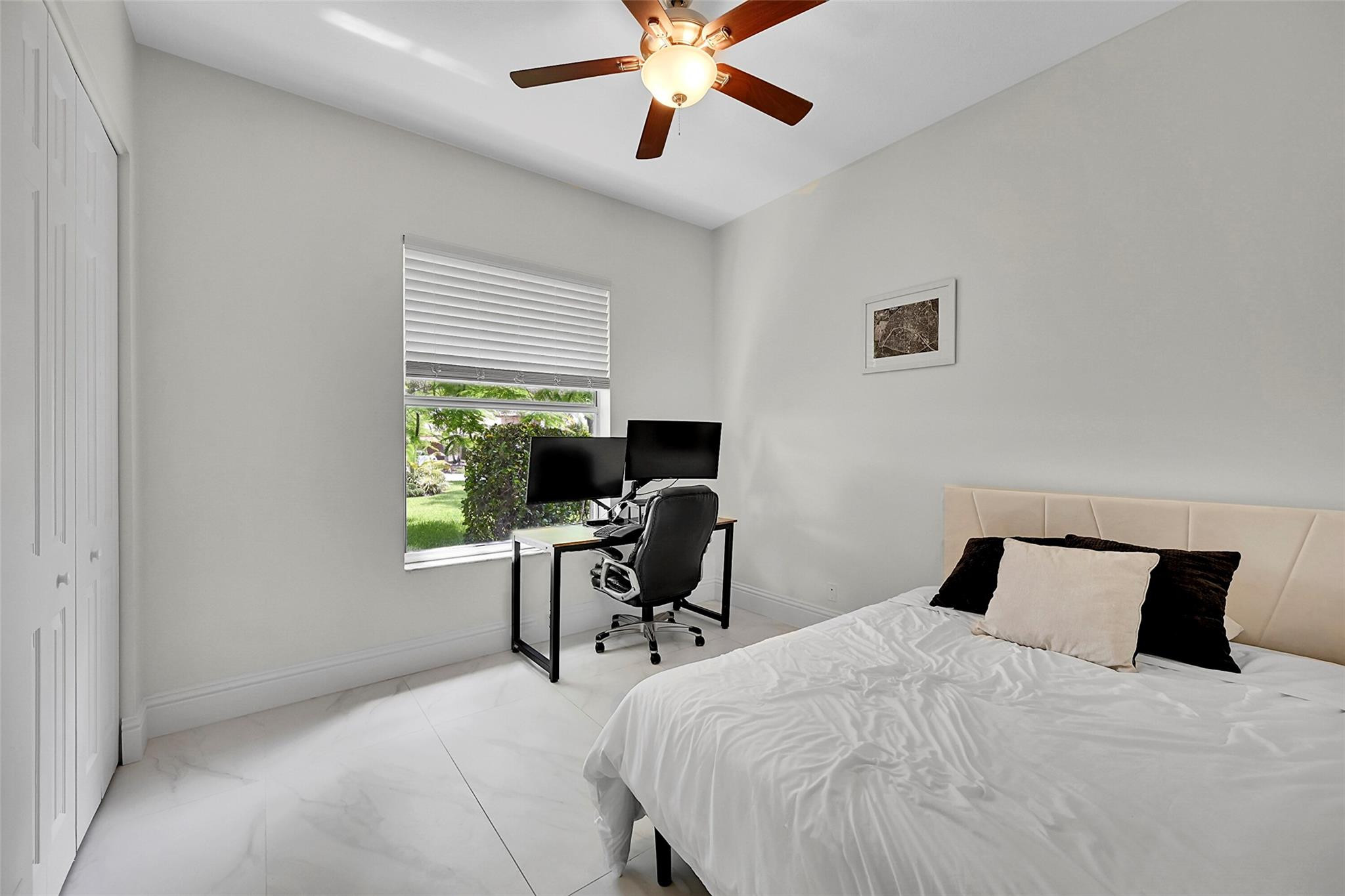 11163 NW 69TH Place