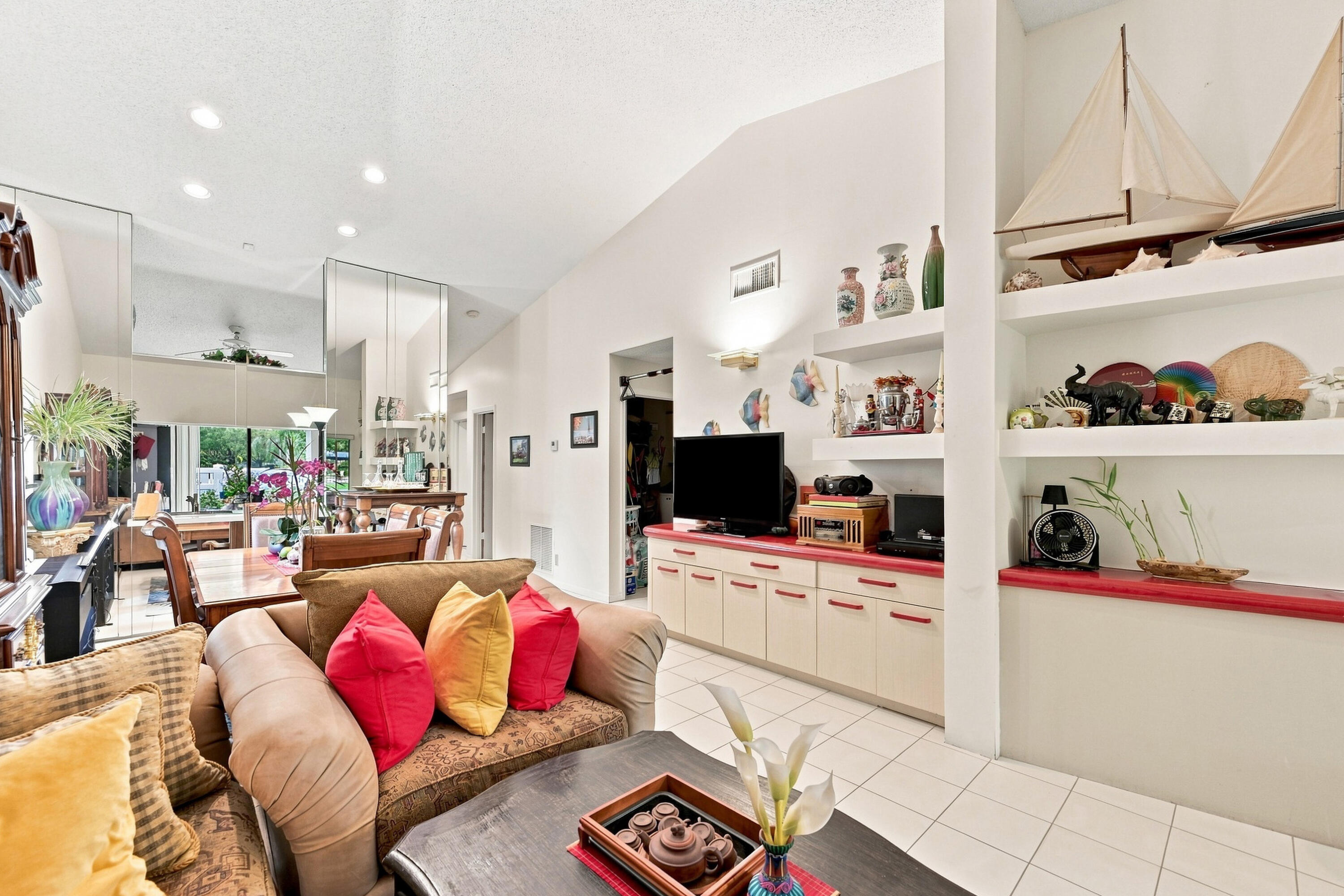 3200 CARAMBOLA Circle S 2580