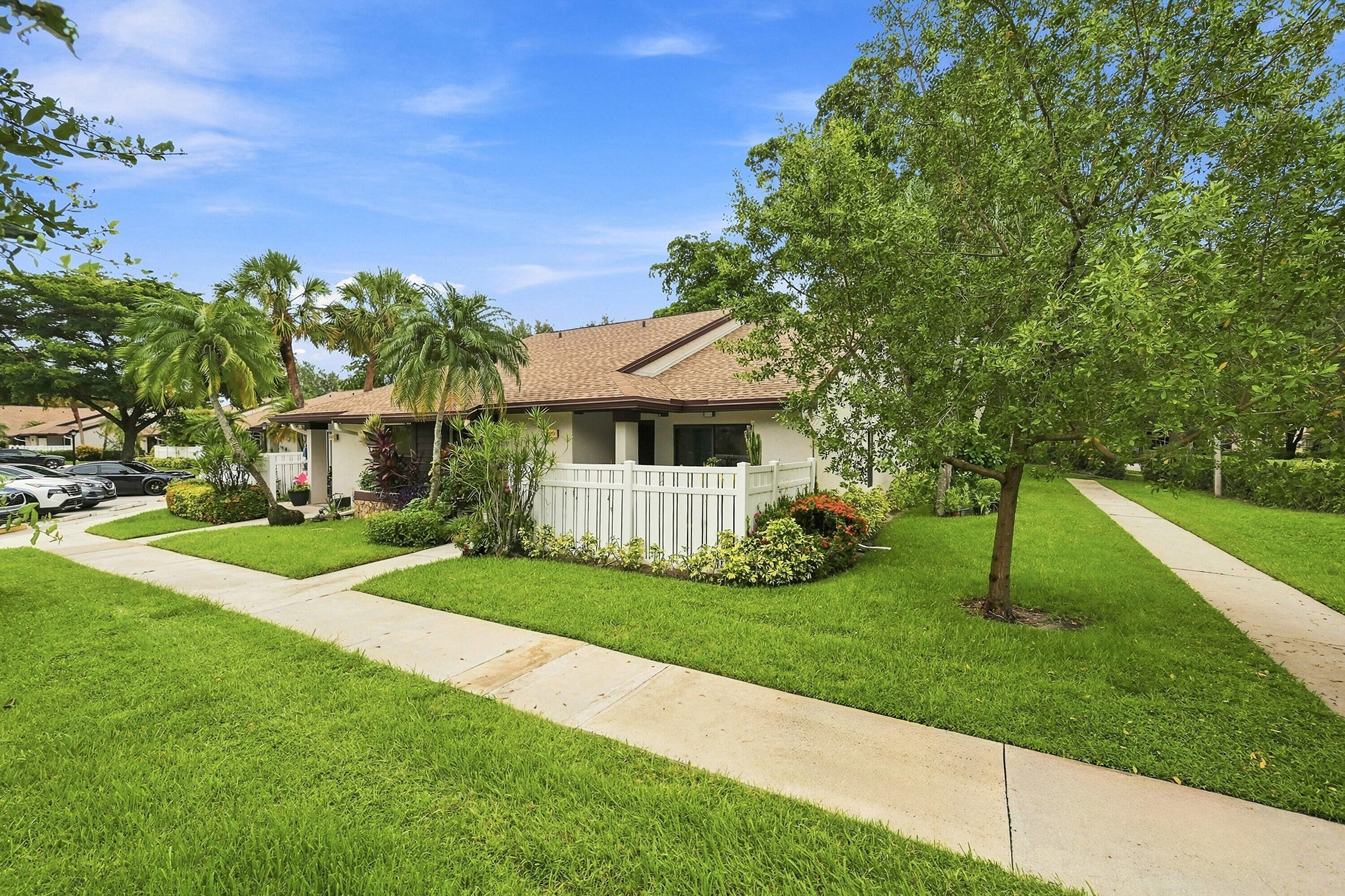 3200 CARAMBOLA Circle S 2580