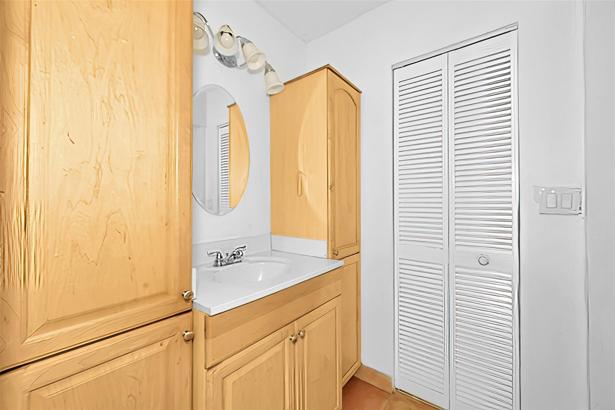 10022 Winding Lake Road 102