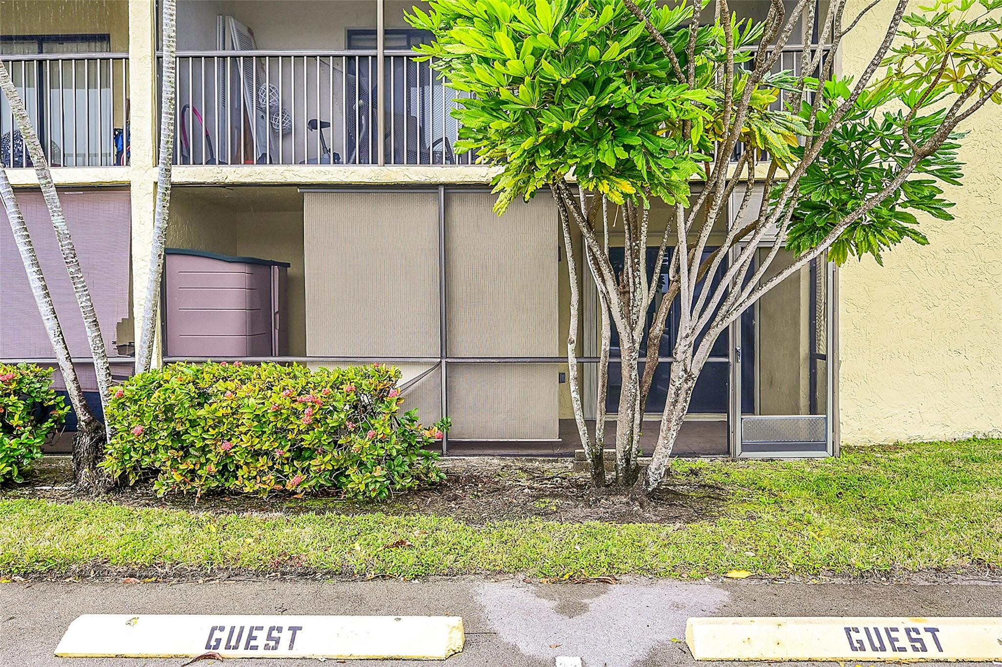 10022 Winding Lake Road 102