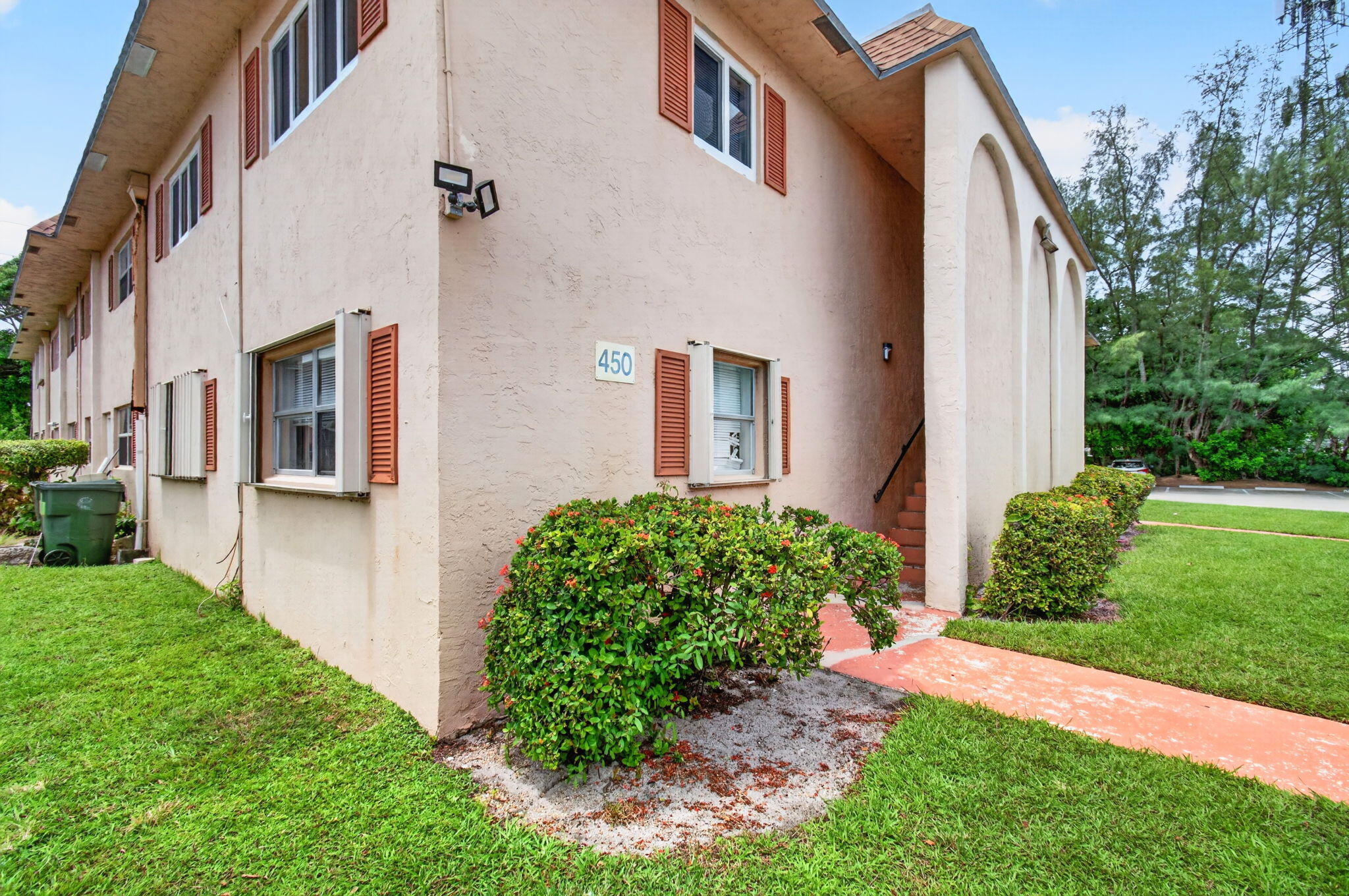450 SW 2ND Avenue 205
