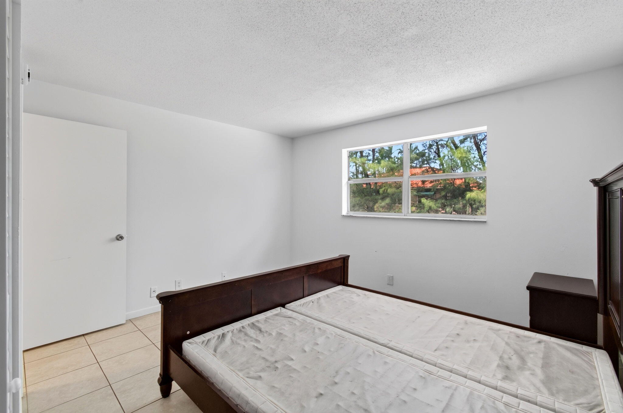 450 SW 2ND Avenue 205