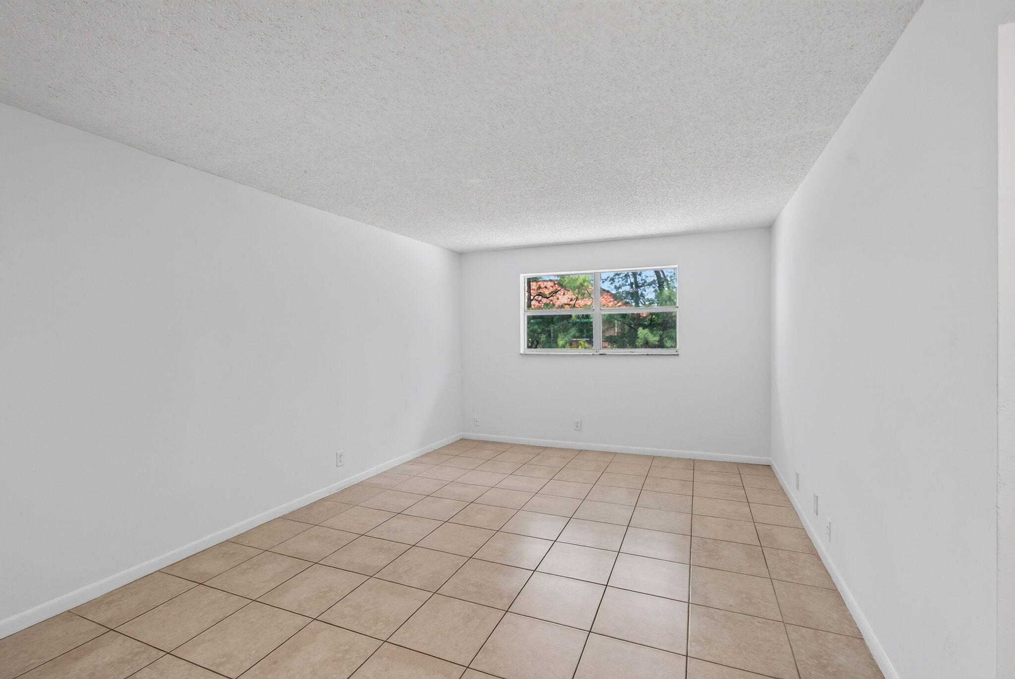 450 SW 2ND Avenue 205