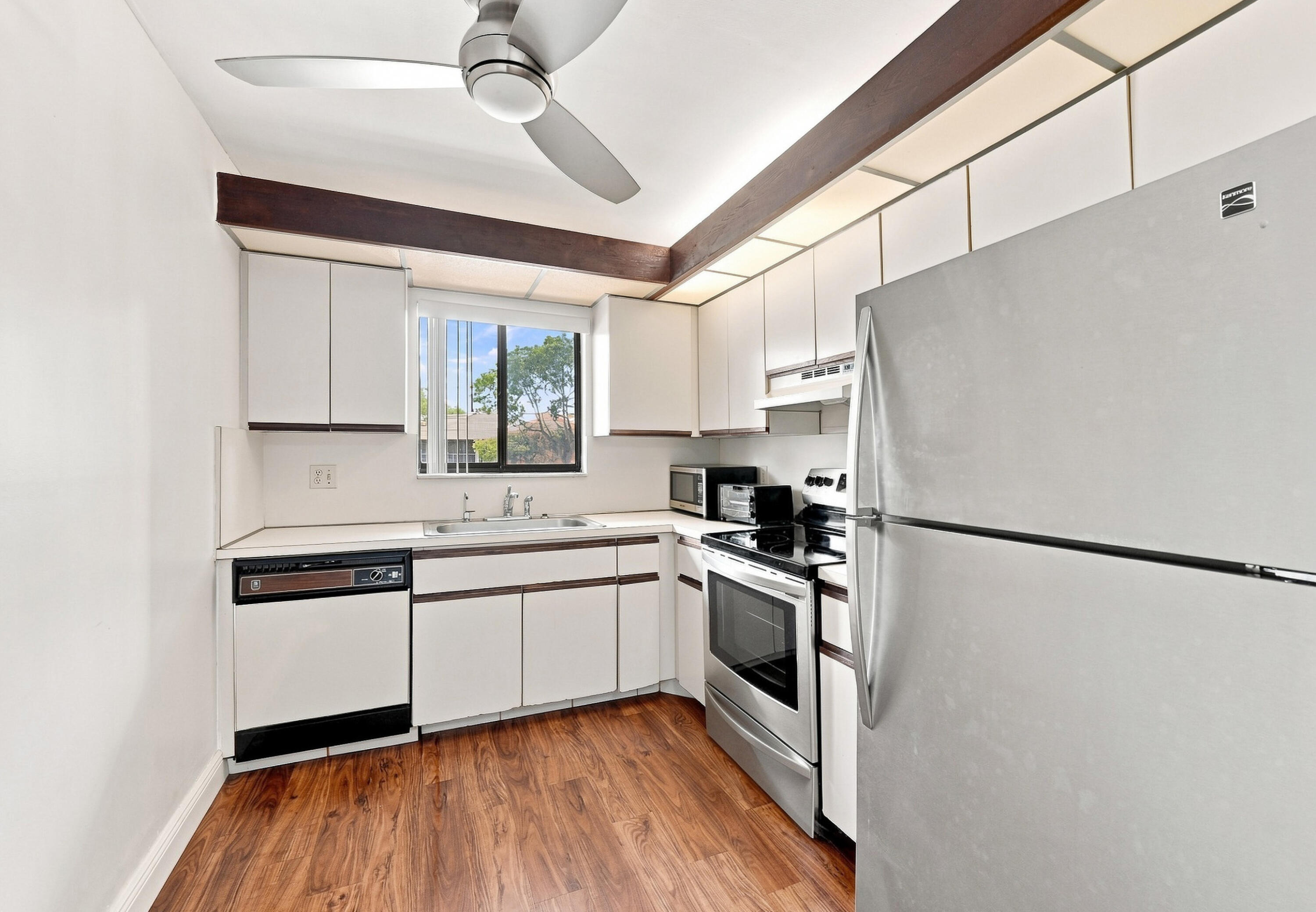 7432 ASHMONT Circle 208