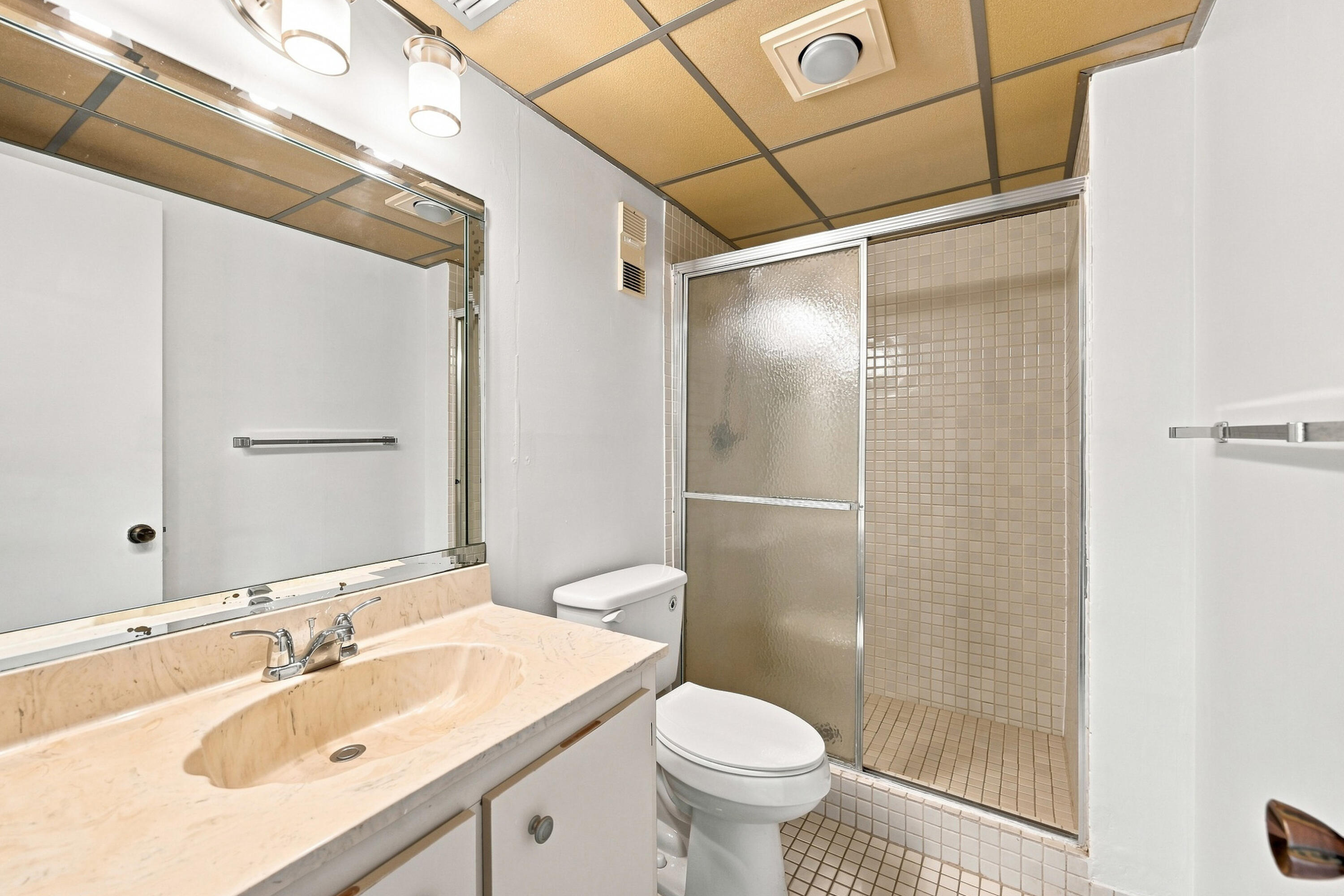 7432 ASHMONT Circle 208
