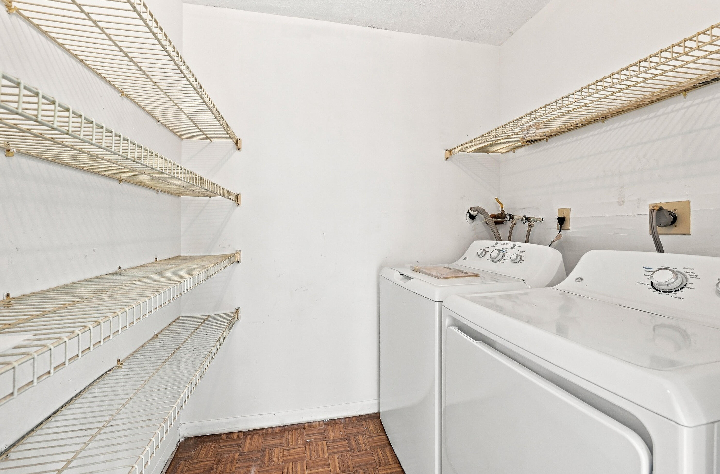 7432 ASHMONT Circle 208