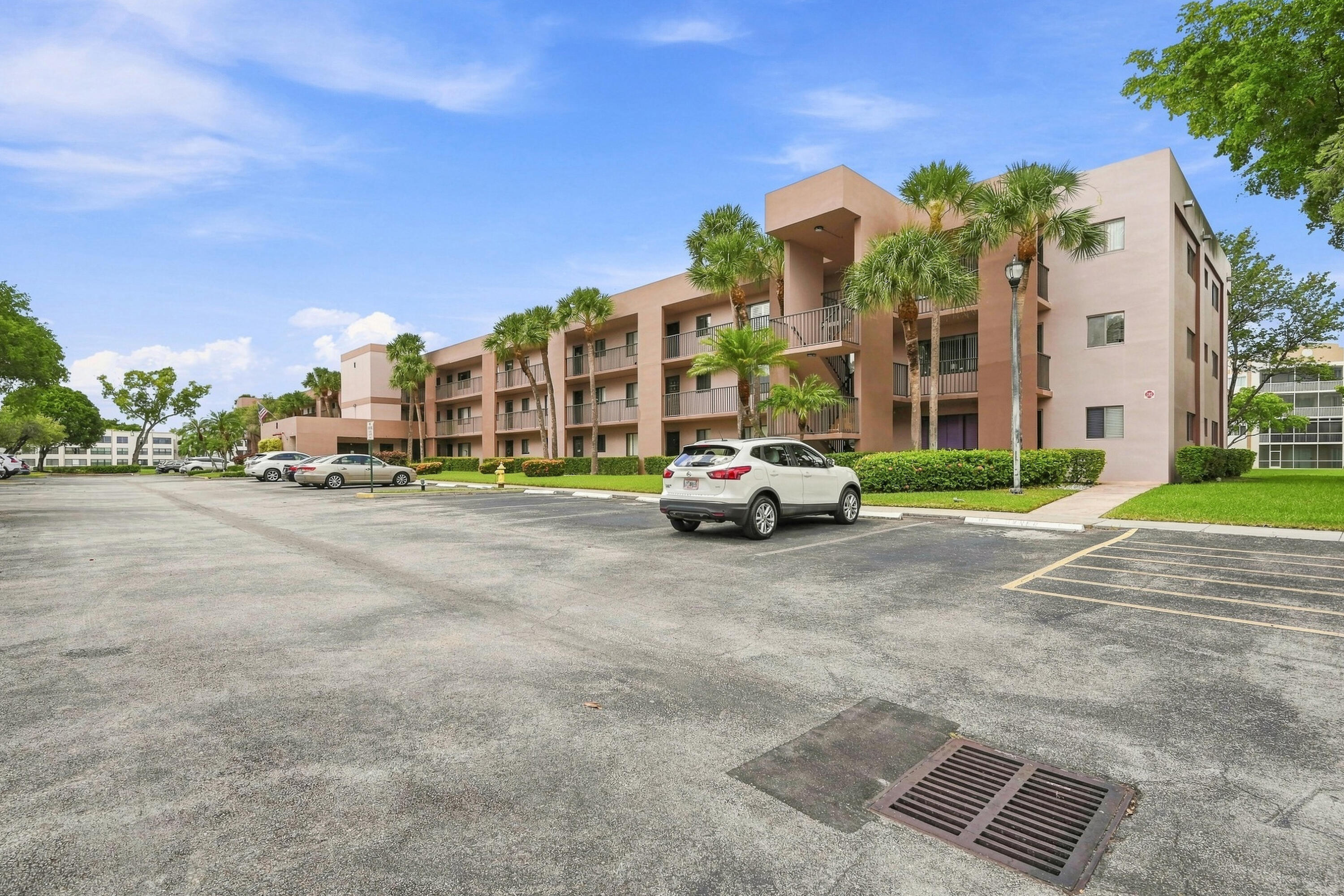 7432 ASHMONT Circle 208