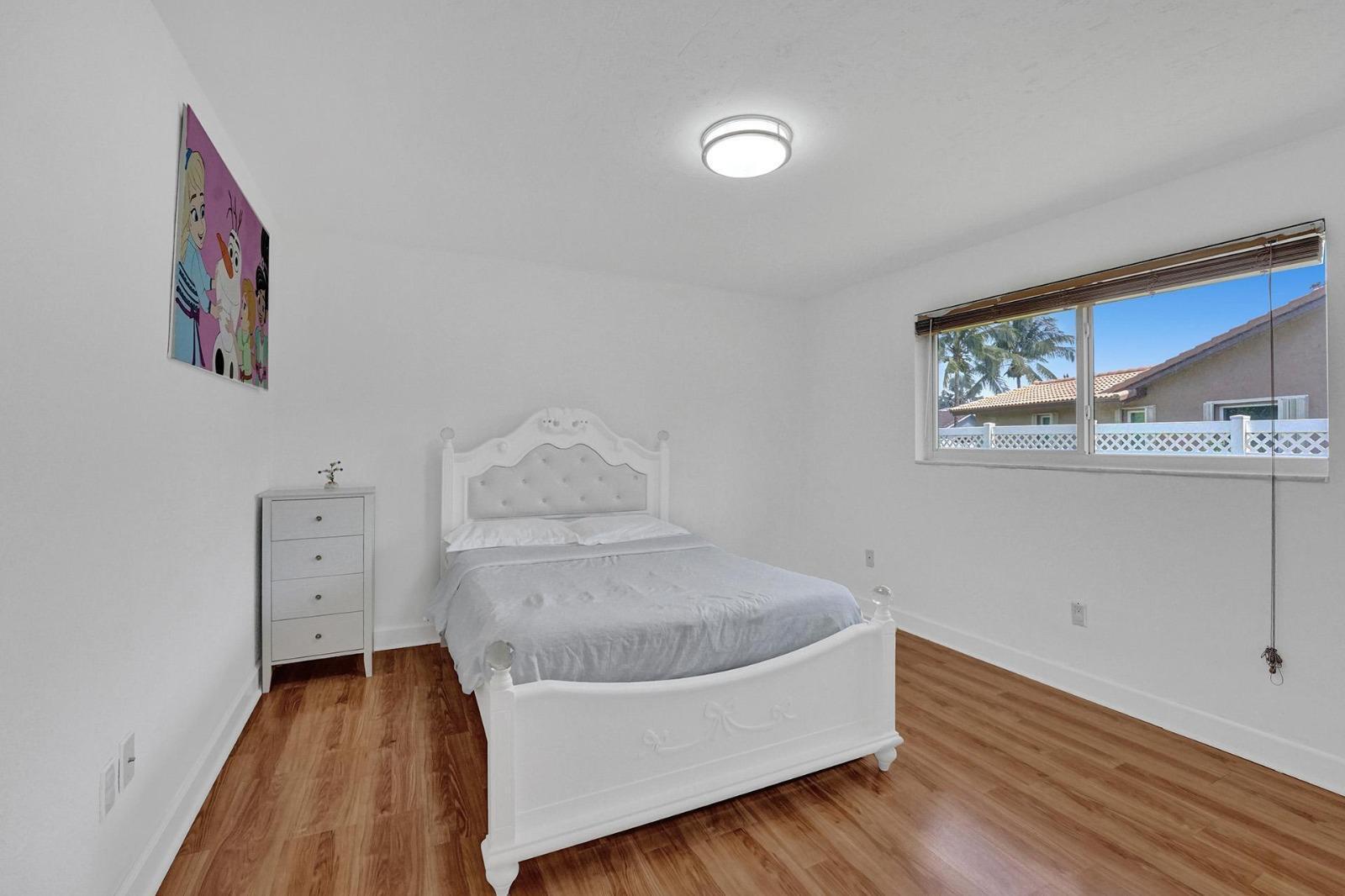 2109 NW 87TH Terrace