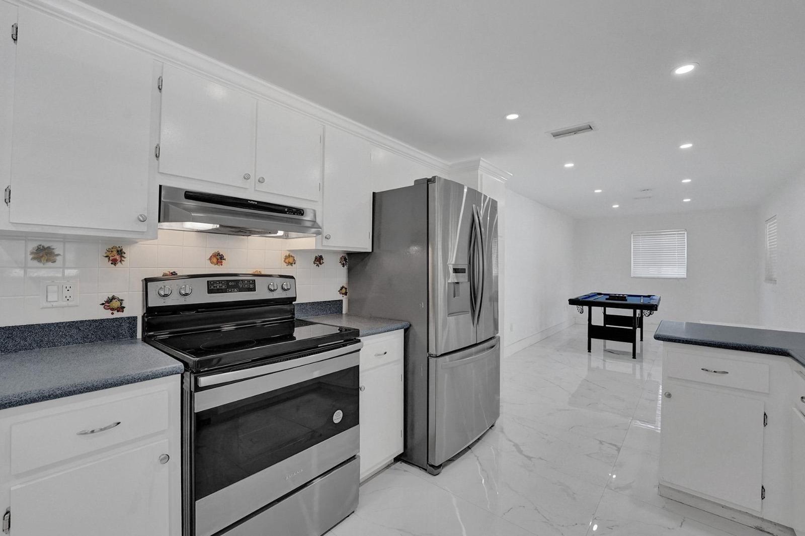 2109 NW 87TH Terrace