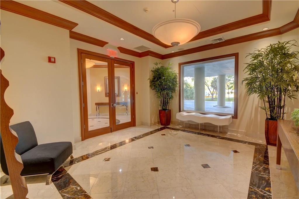 401 SW 4TH Avenue 808