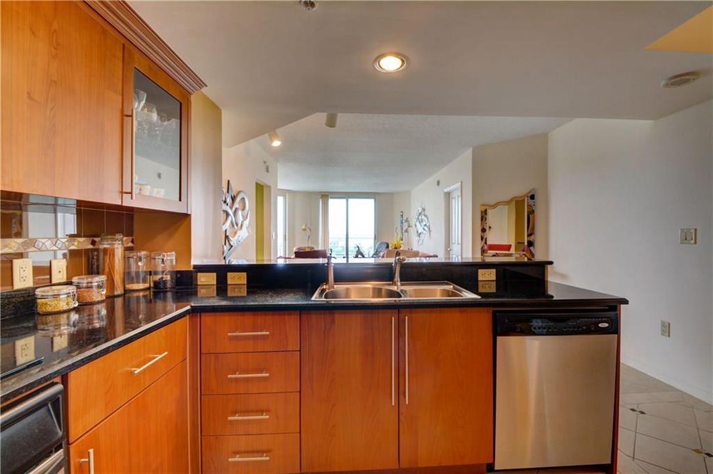 401 SW 4TH Avenue 808