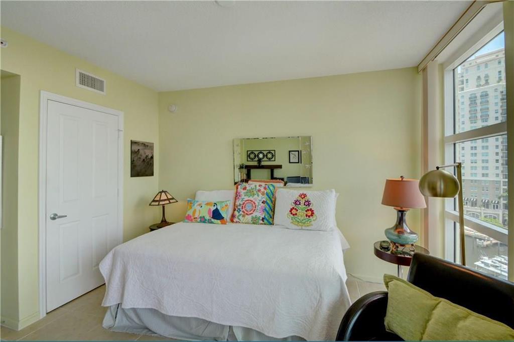 401 SW 4TH Avenue 808