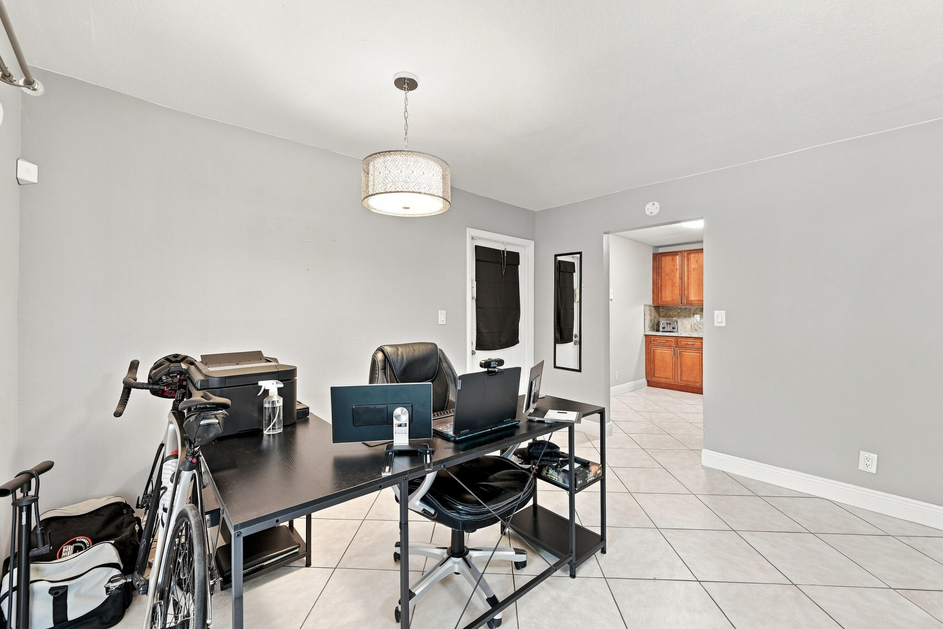 380 E Laurel Drive 5D