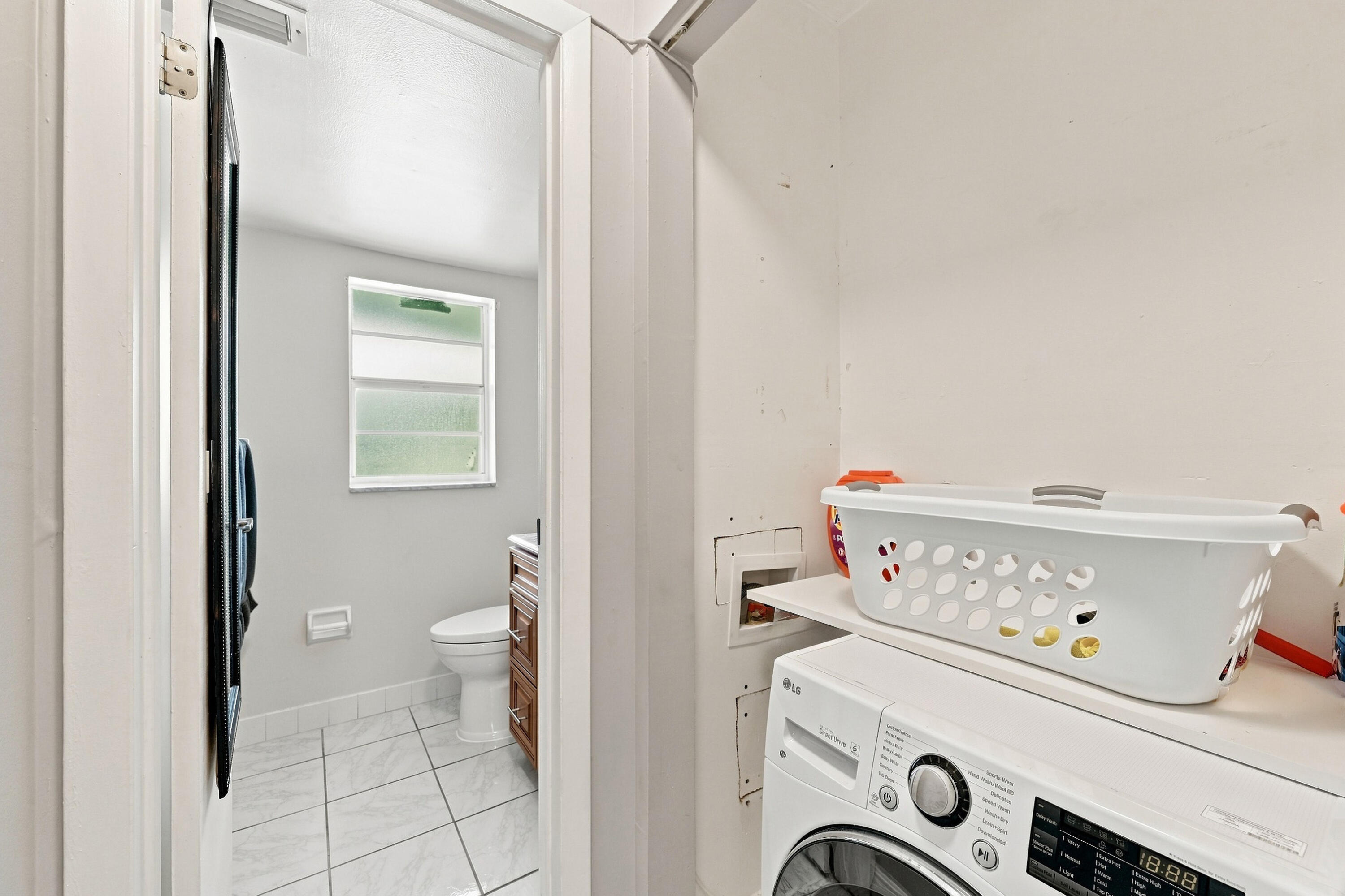 380 E Laurel Drive 5D