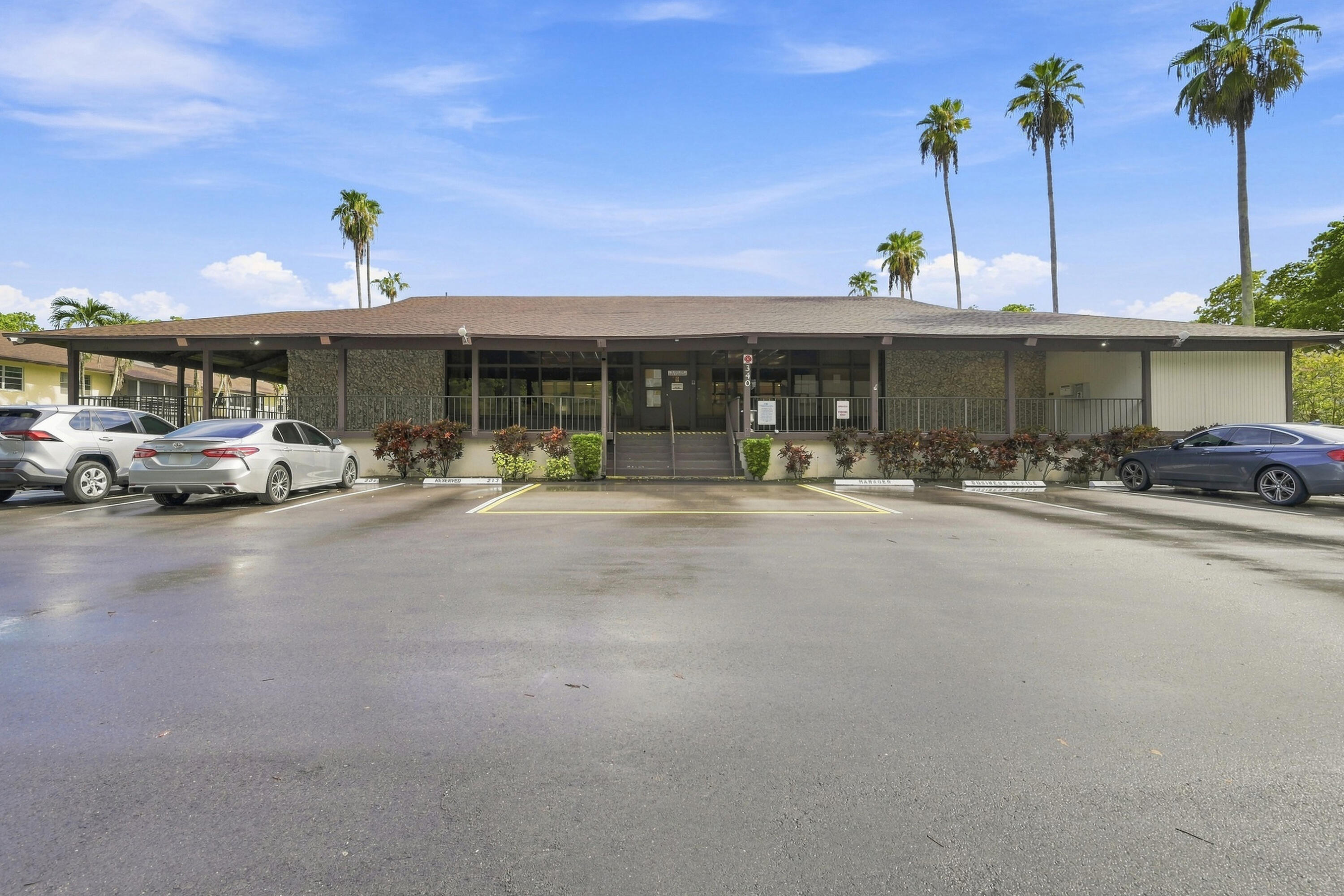 380 E Laurel Drive 5D